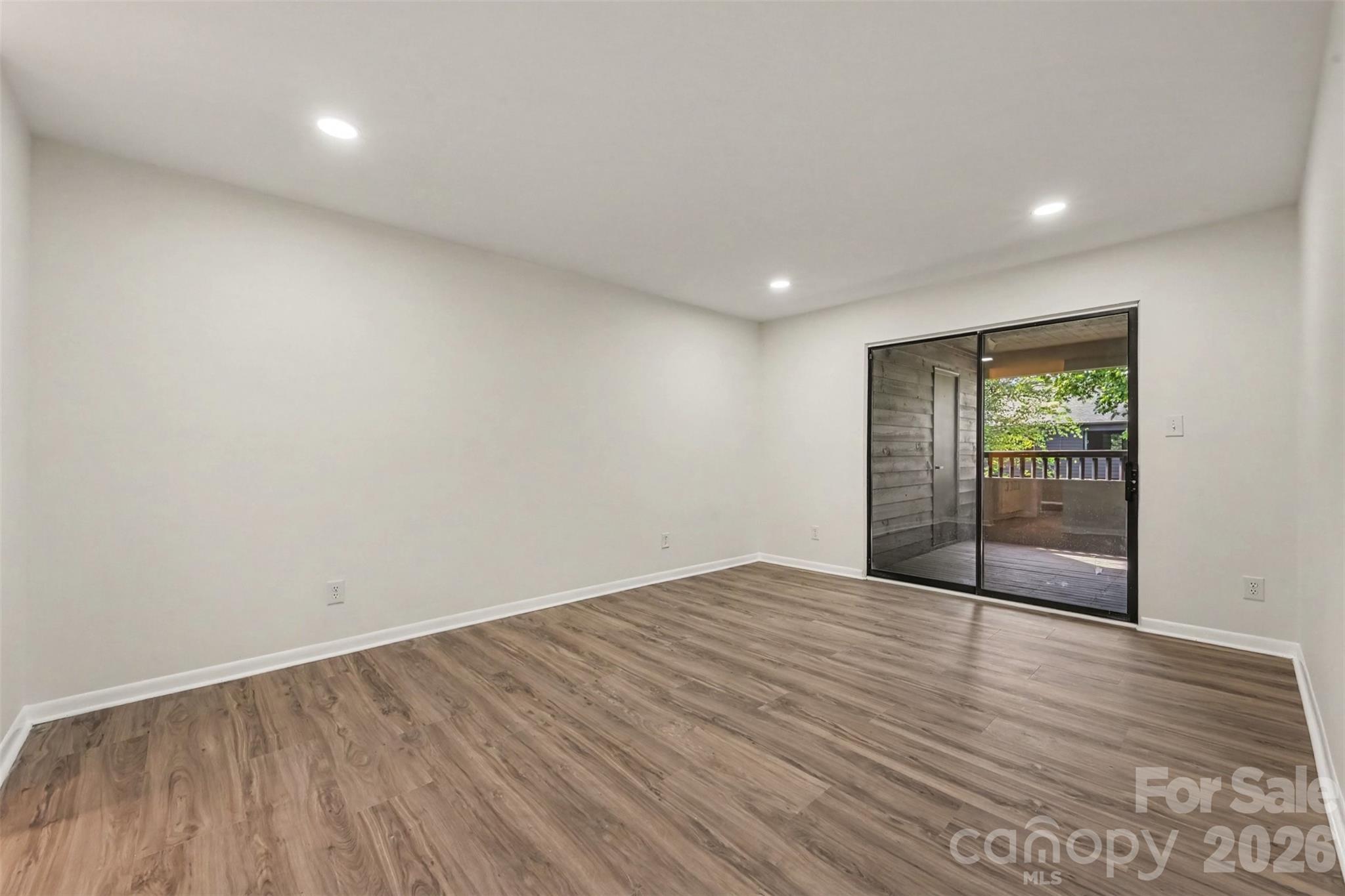 8027 Cedar Glen Drive — Charlotte