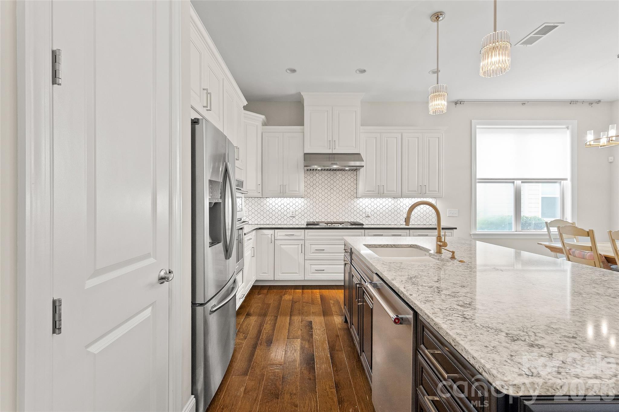 17232 Coves Edge Lane — Charlotte