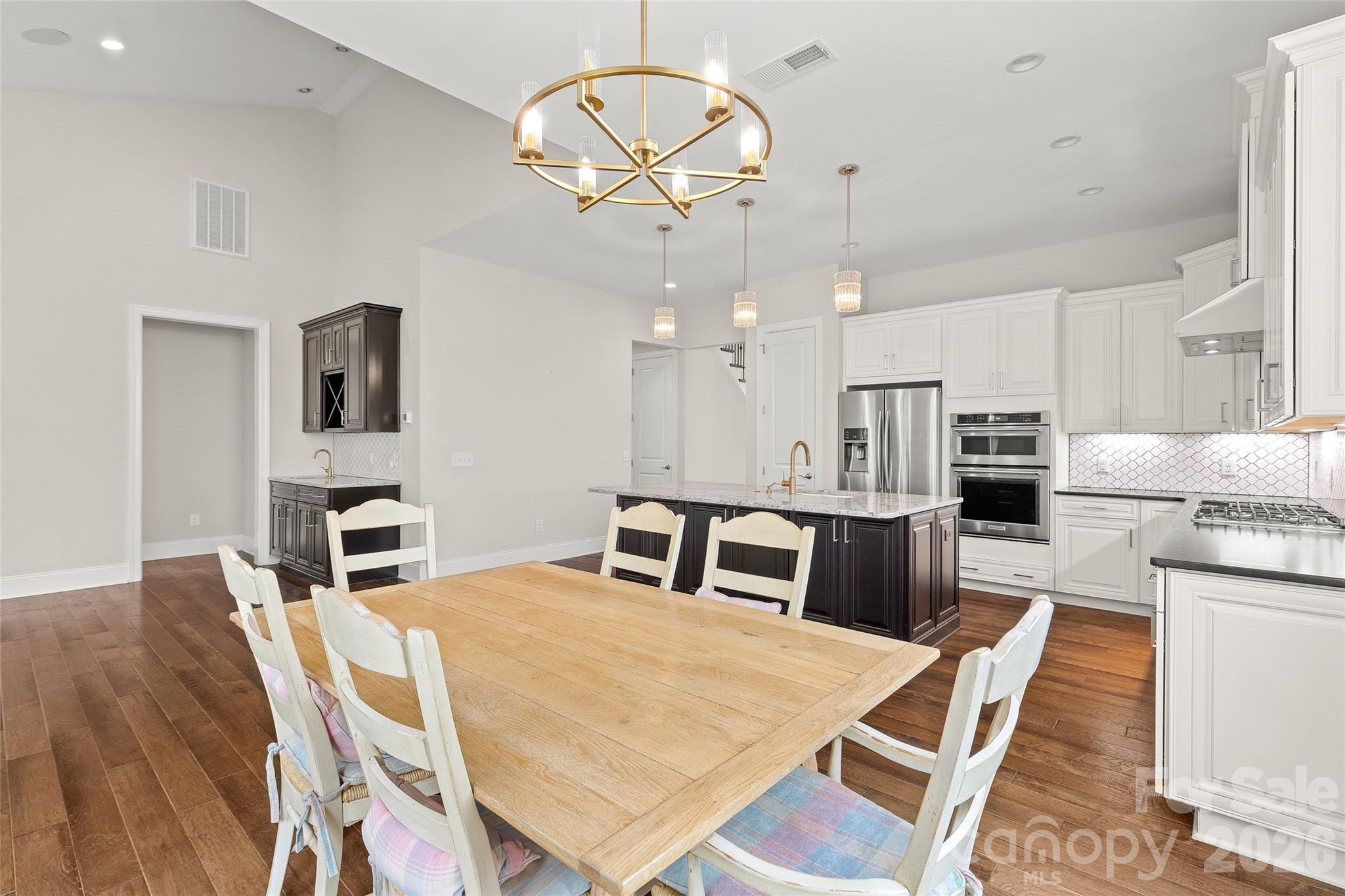 17232 Coves Edge Lane — Charlotte