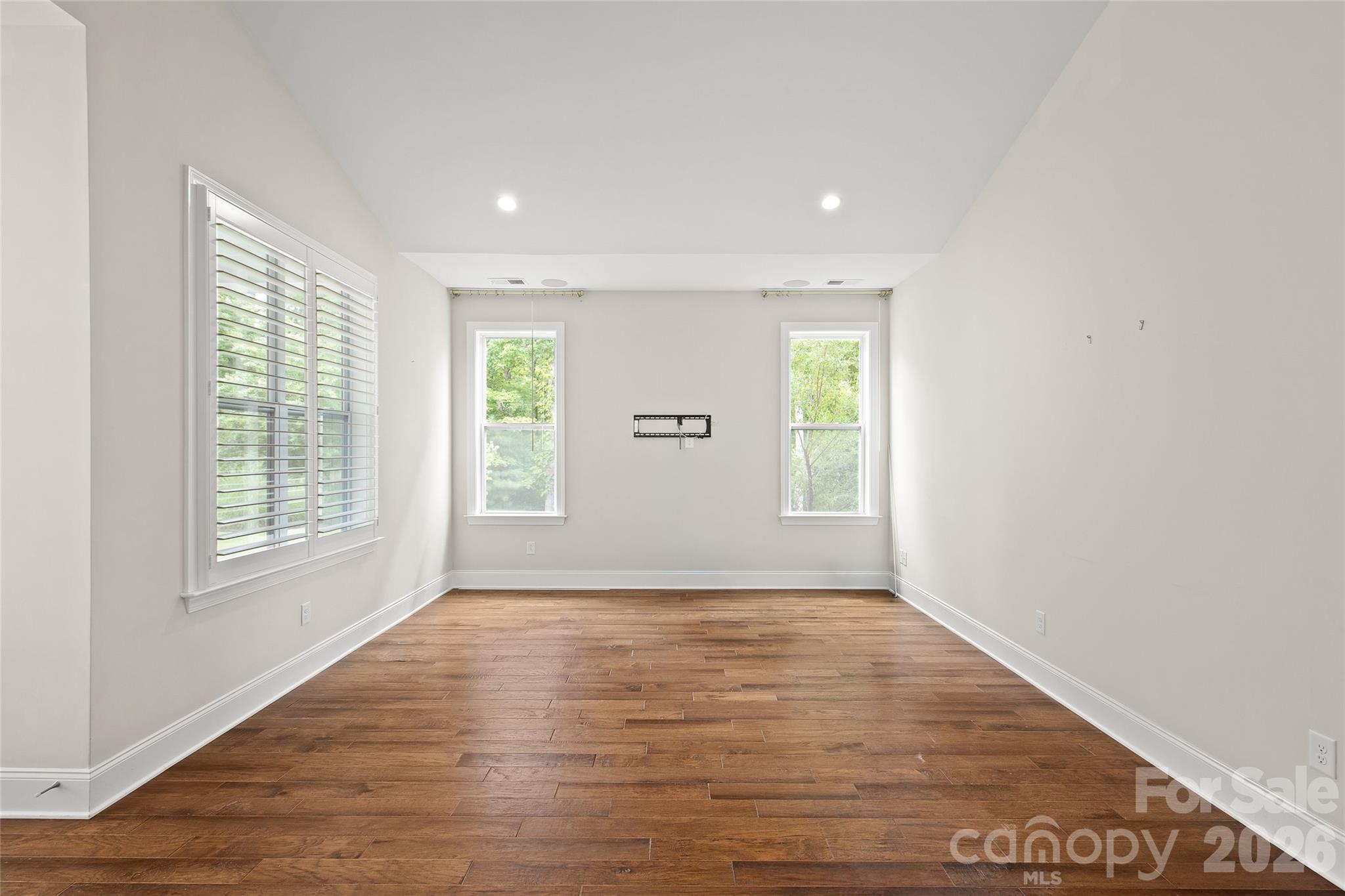 17232 Coves Edge Lane — Charlotte