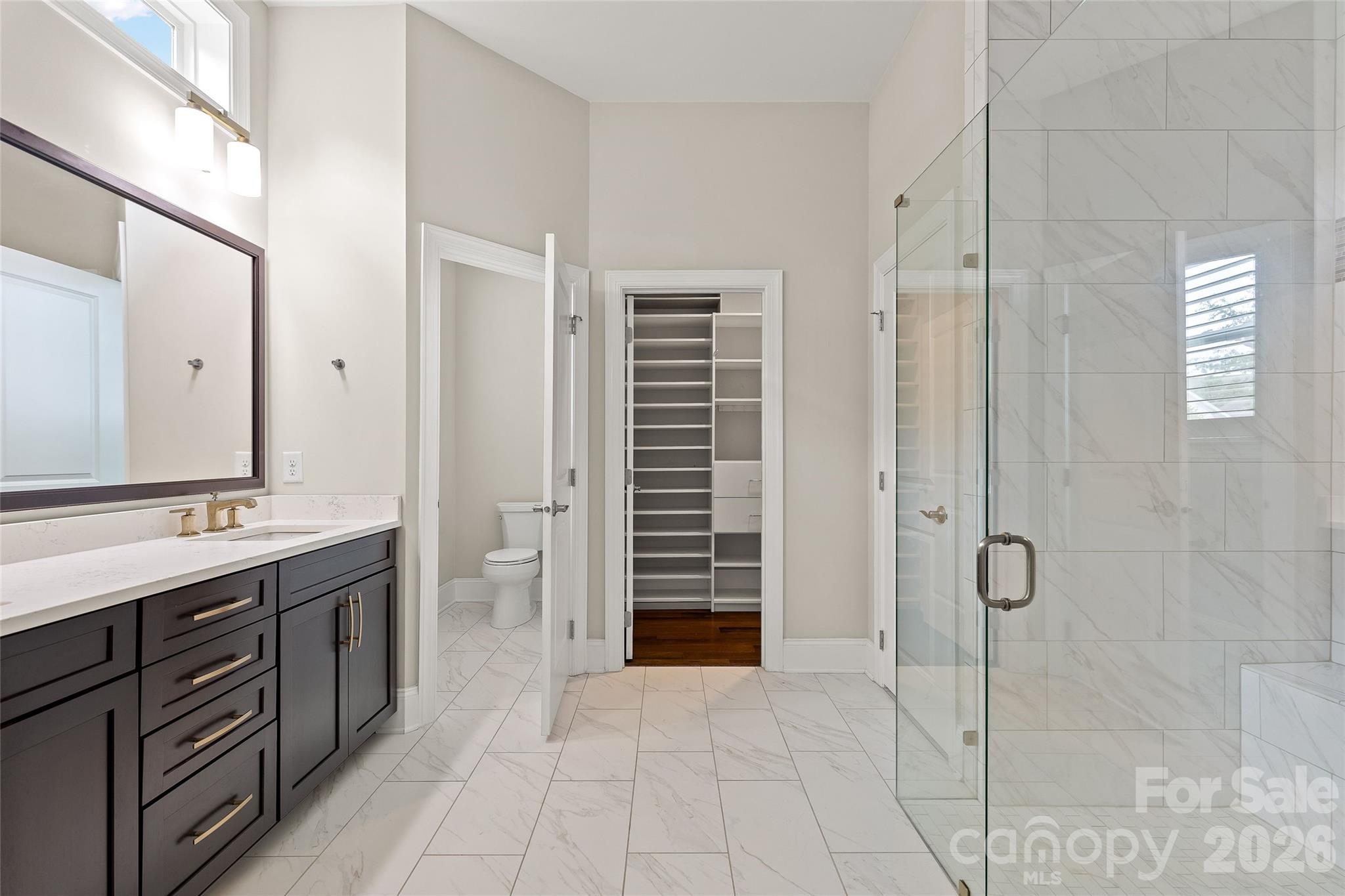 17232 Coves Edge Lane — Charlotte