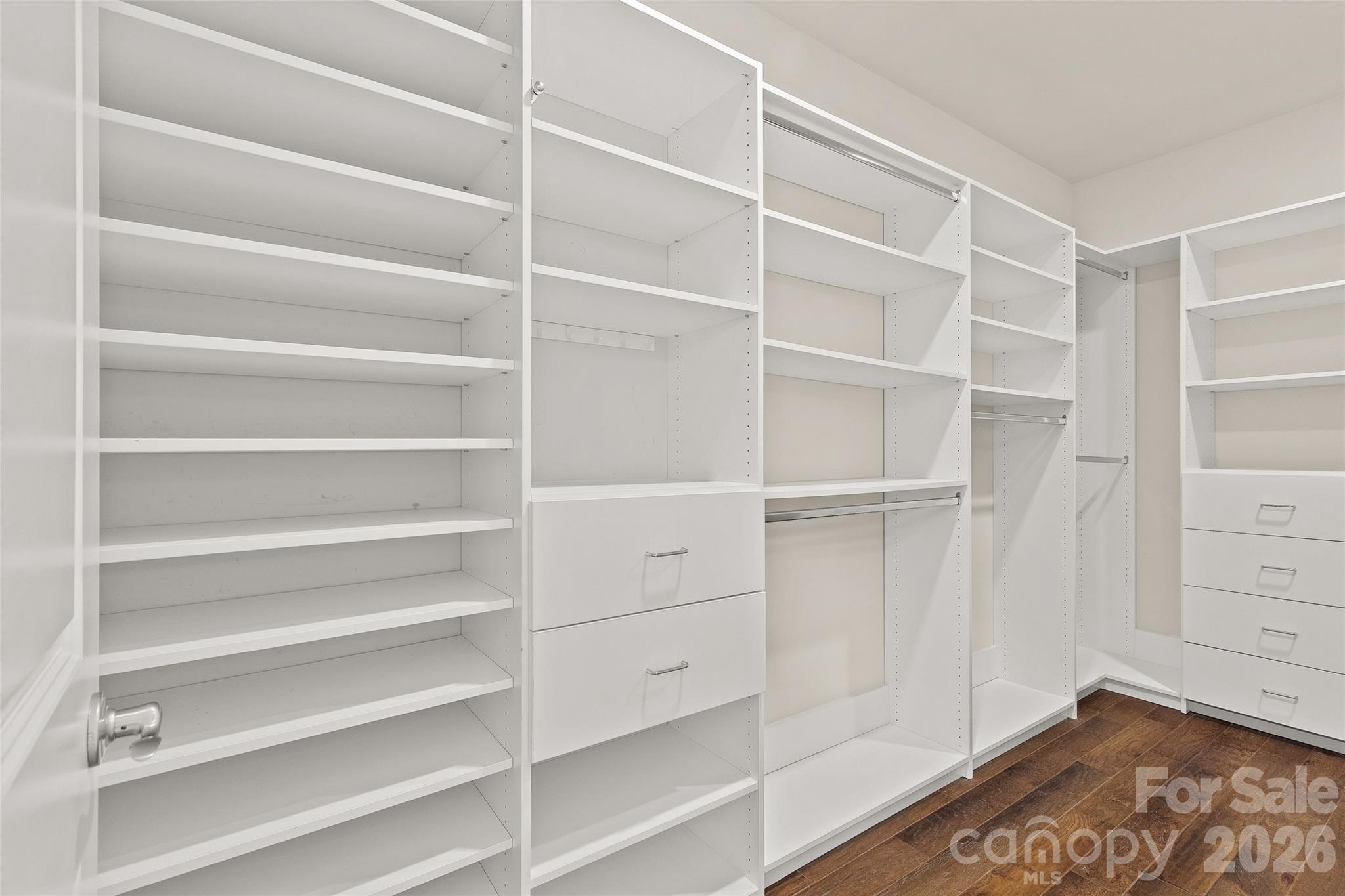 17232 Coves Edge Lane — Charlotte