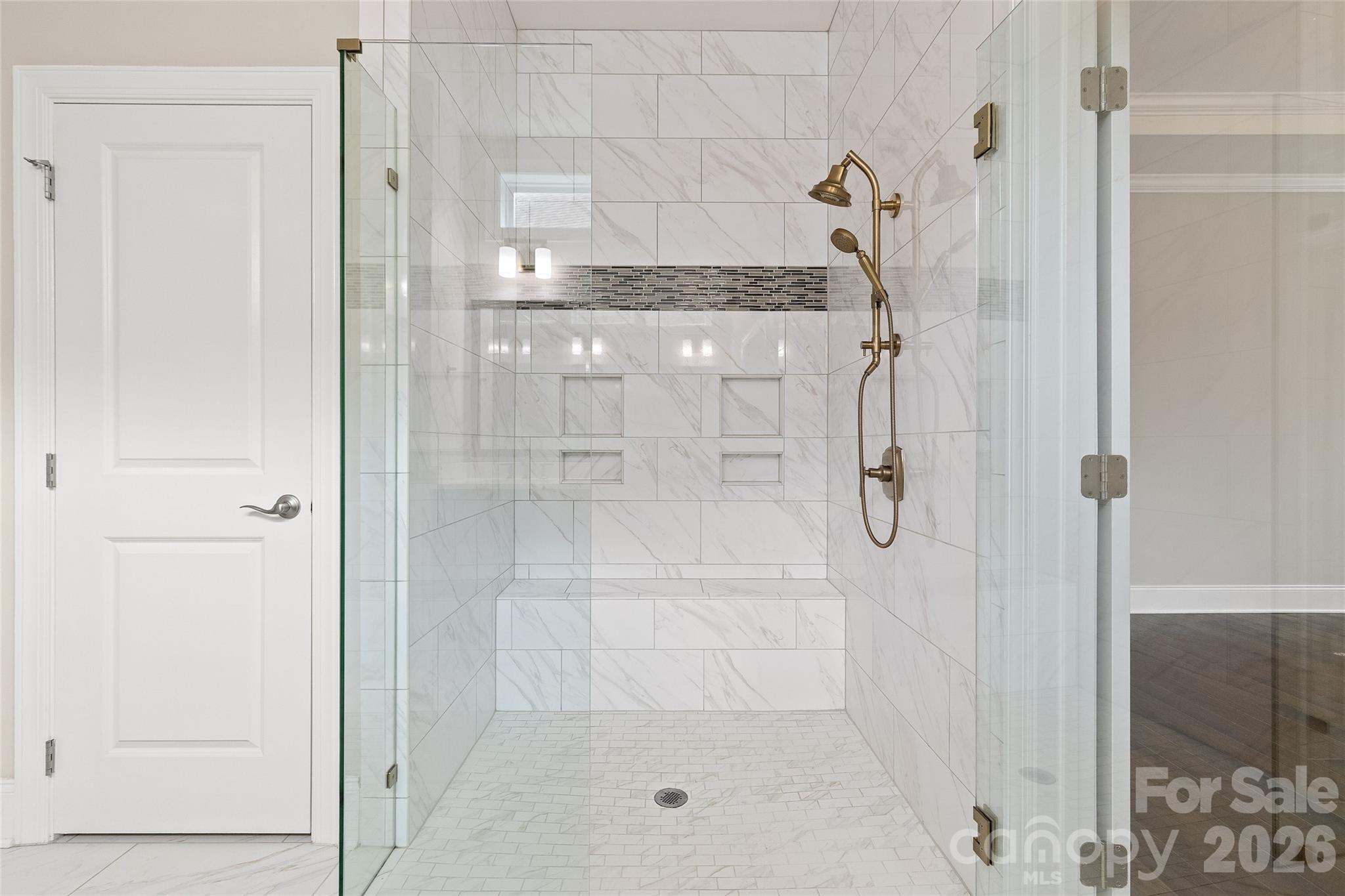 17232 Coves Edge Lane — Charlotte
