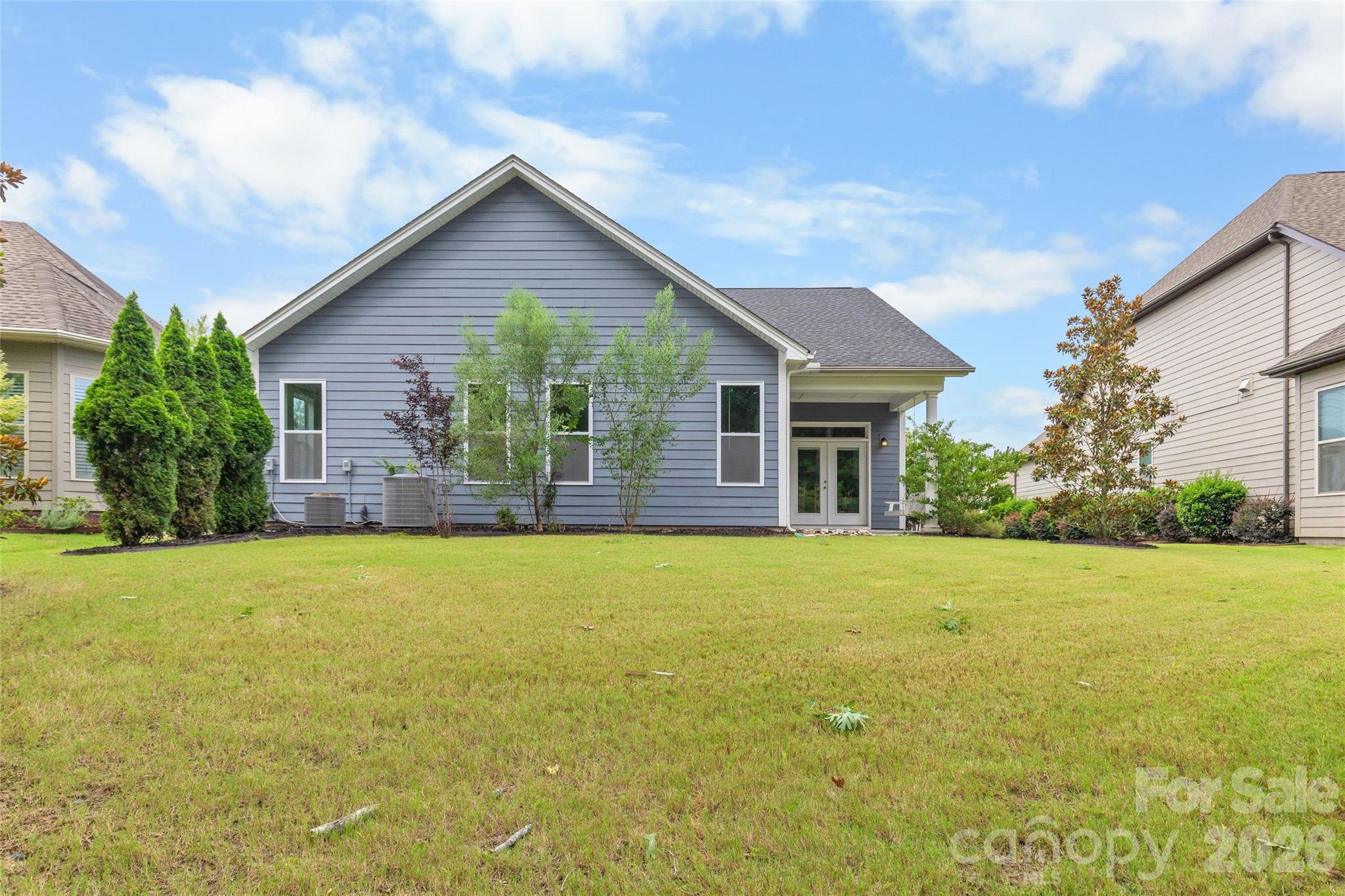 17232 Coves Edge Lane — Charlotte