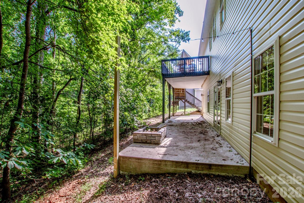 127 Wood Acre Drive — Mooresville