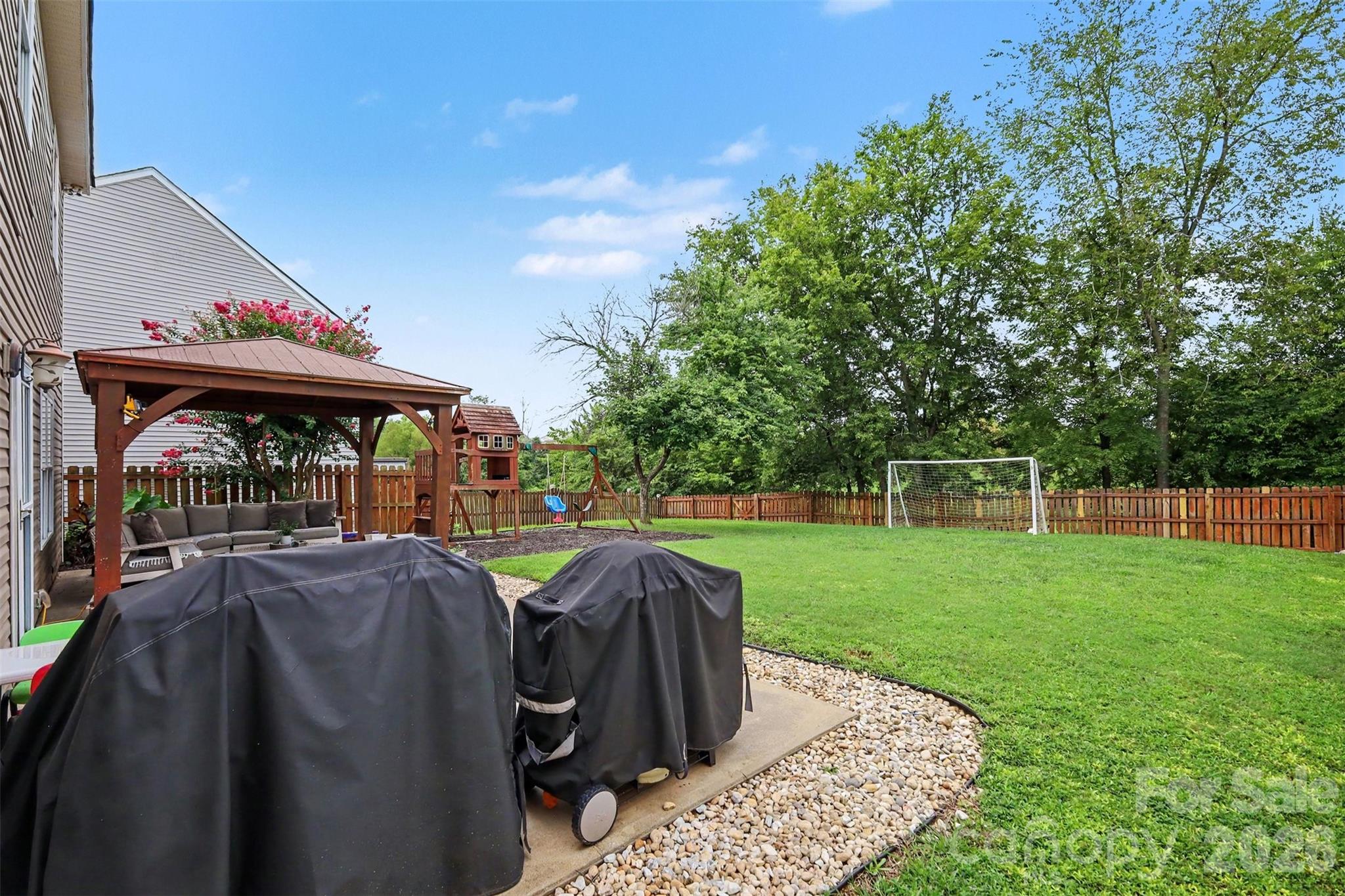 407 Galesburg Drive — Monroe