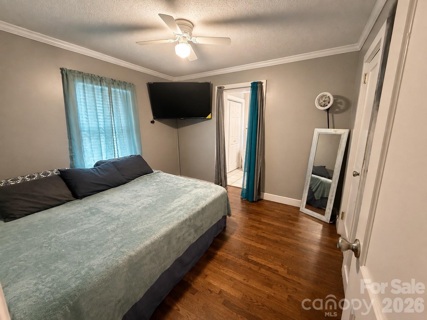 56 1st Avenue SE — Taylorsville