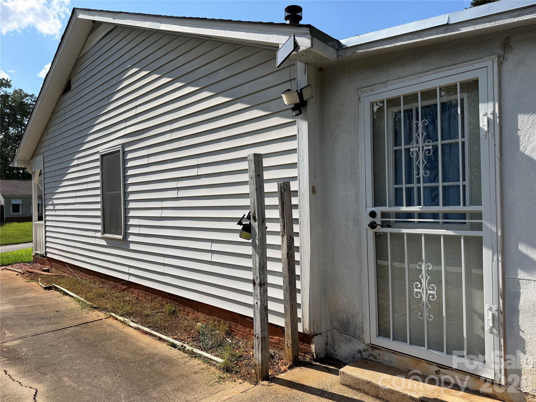 5124 Poplar Springs Drive — Charlotte