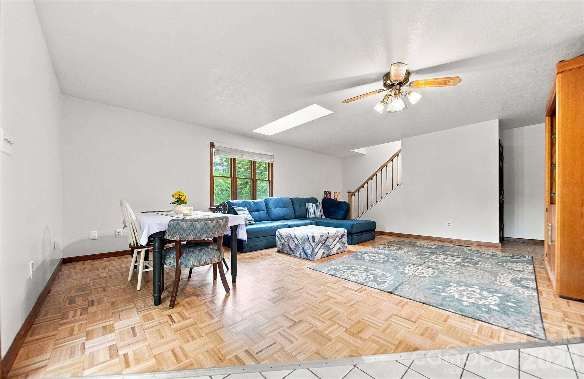512 Garrou Avenue SE — Valdese
