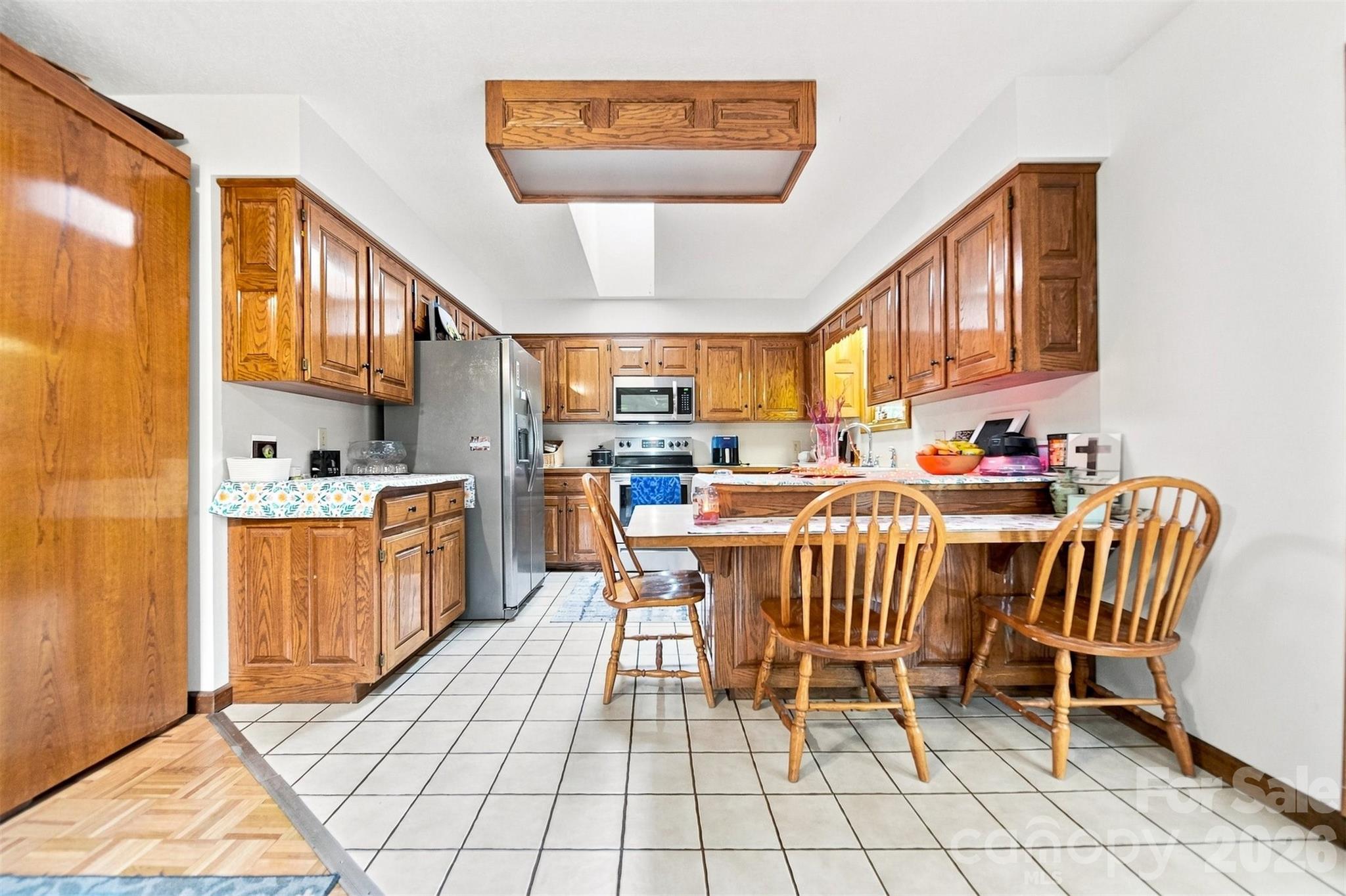 512 Garrou Avenue SE — Valdese