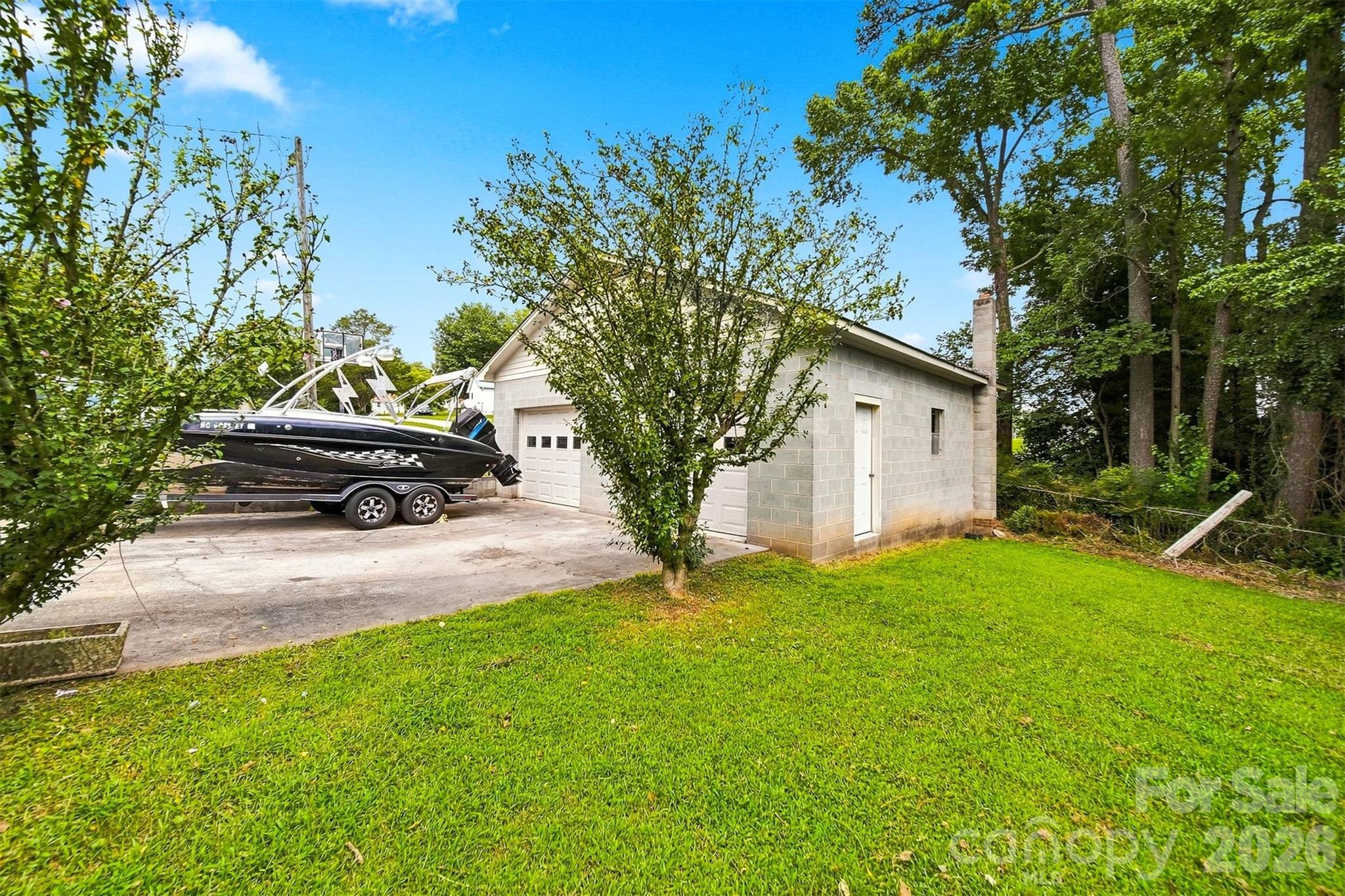 512 Garrou Avenue SE — Valdese