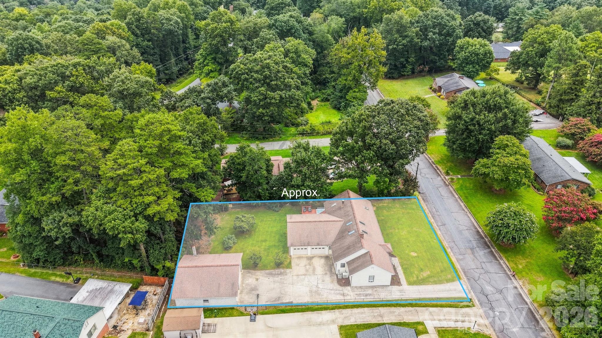 512 Garrou Avenue SE — Valdese