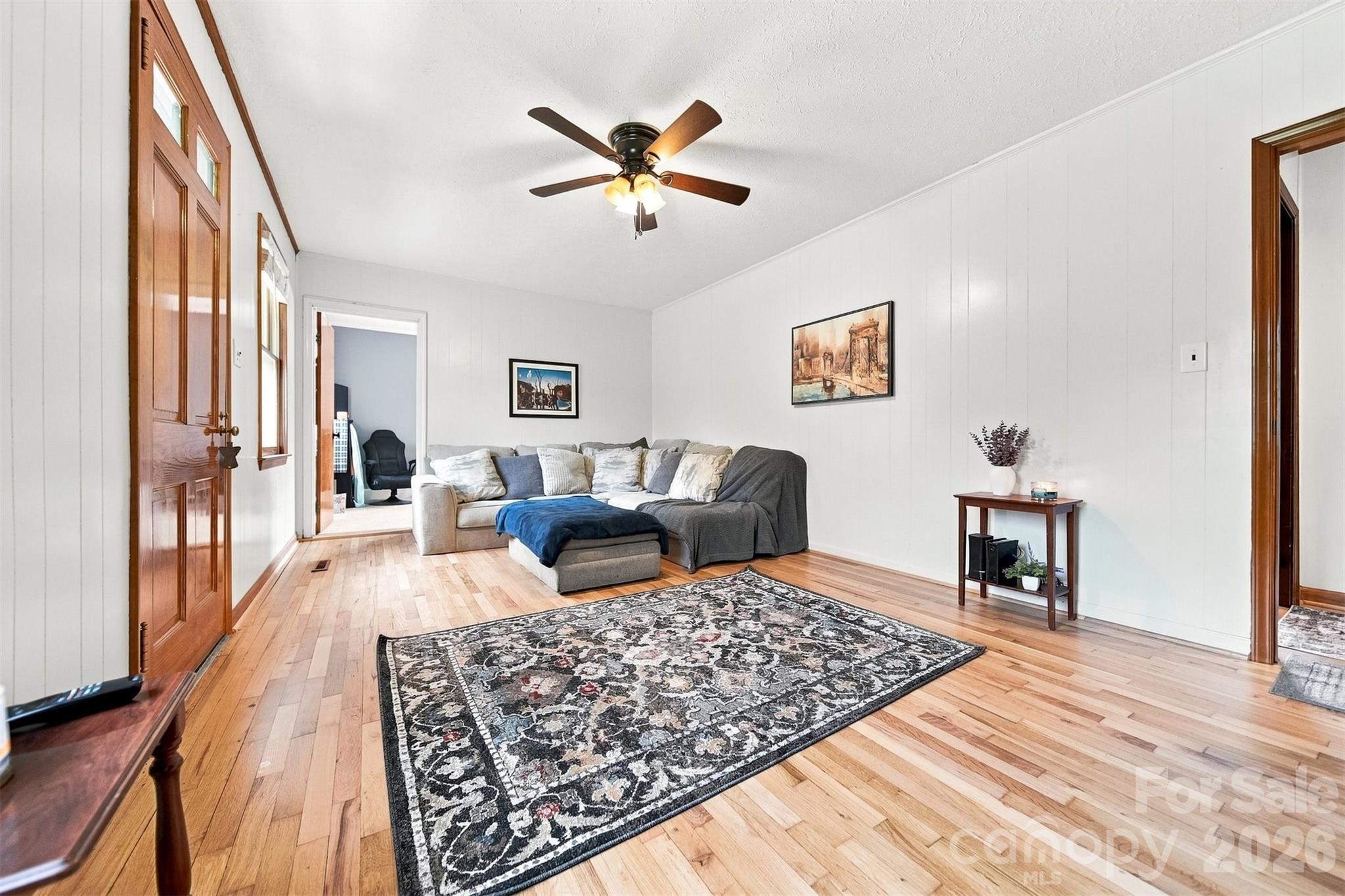 512 Garrou Avenue SE — Valdese