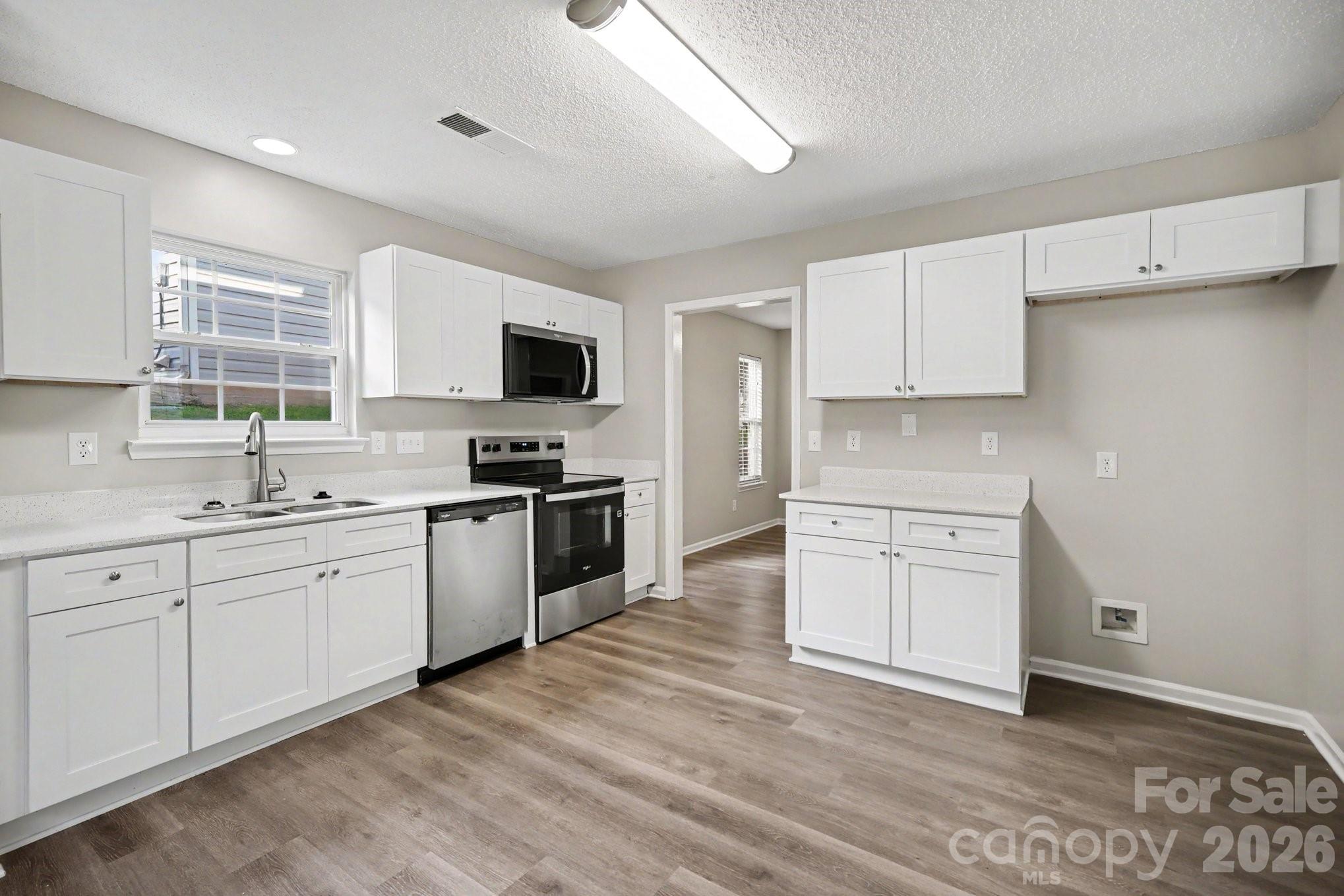 10220 Seedling Lane — Charlotte