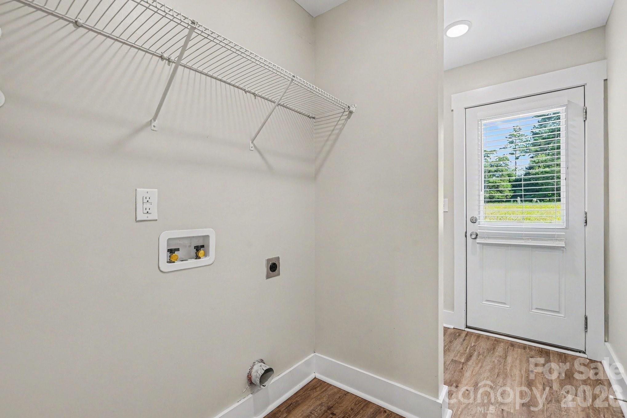 9015 Reid Street — Mount Pleasant