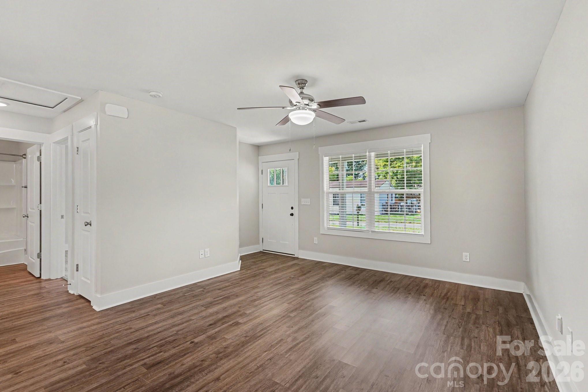 9015 Reid Street — Mount Pleasant
