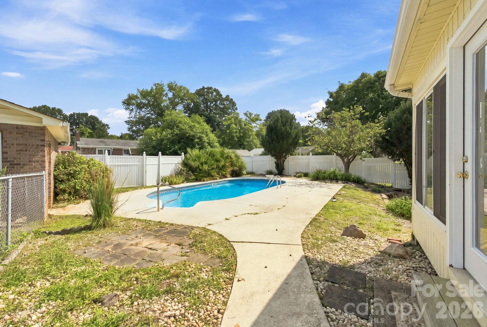 19 Pj Mcree Road — Maiden