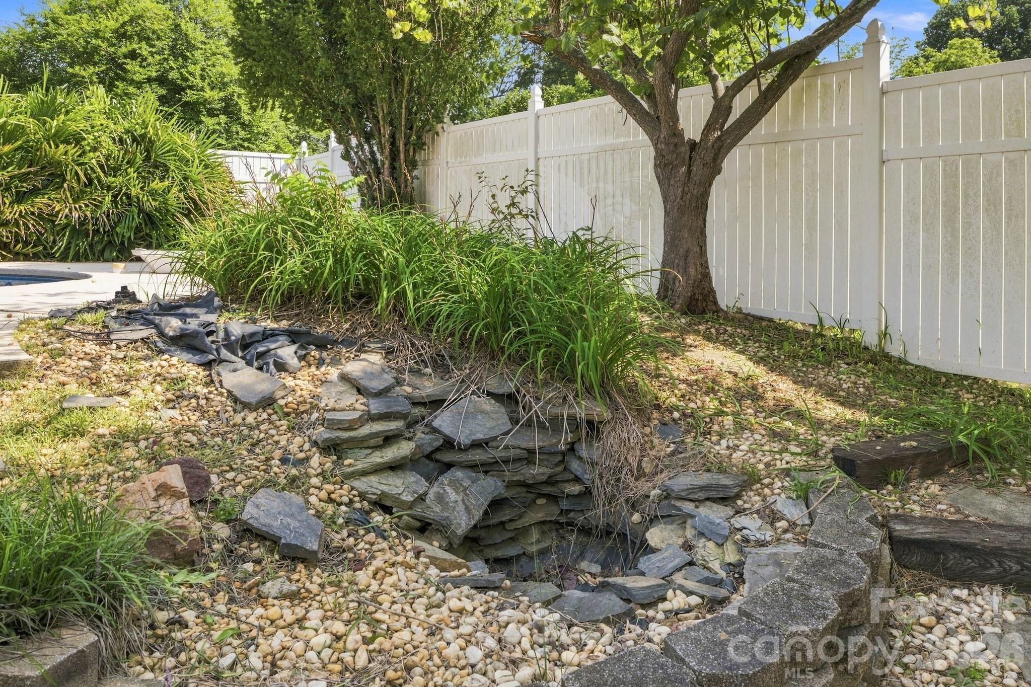 19 Pj Mcree Road — Maiden