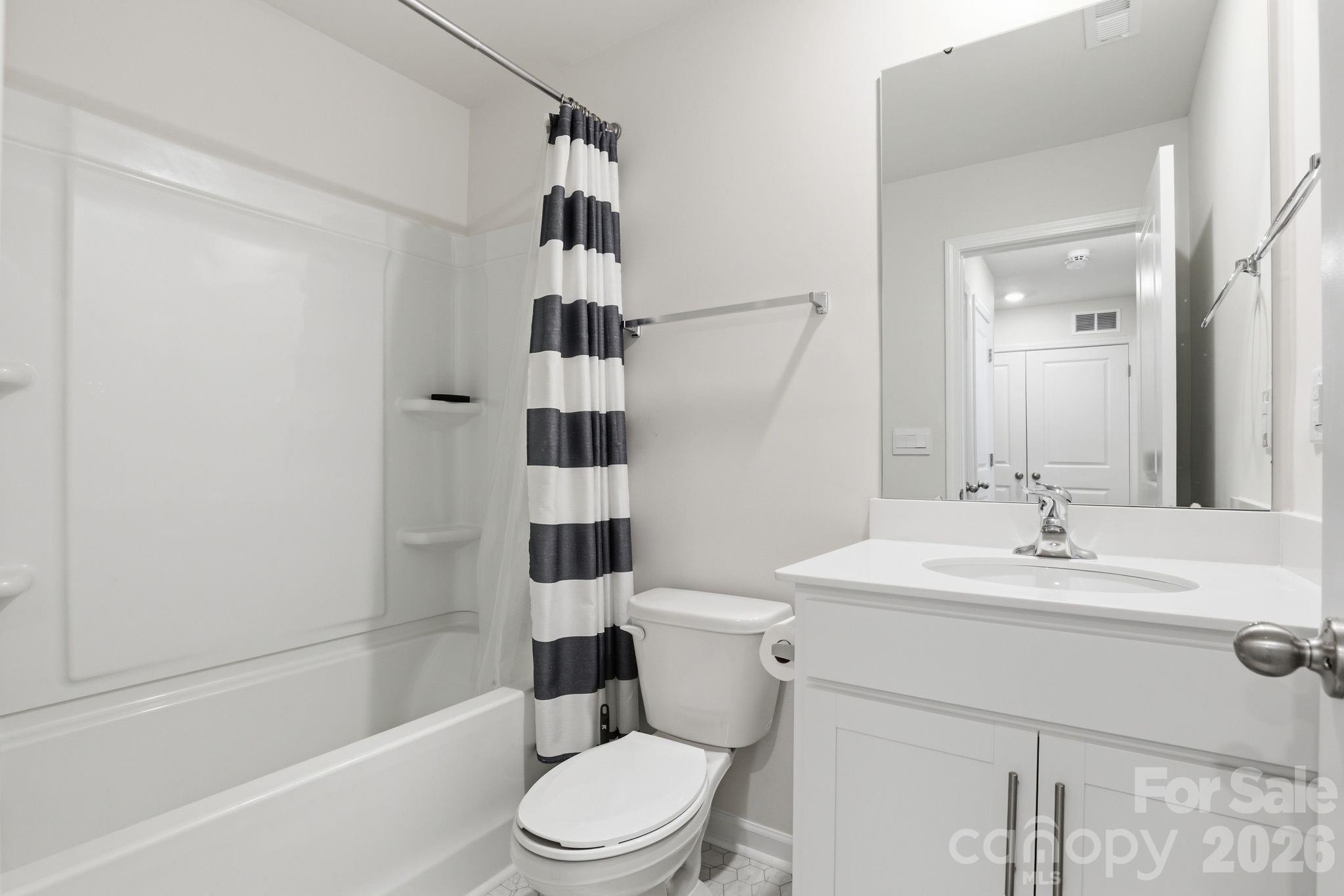 7109 N Mills Road — Charlotte