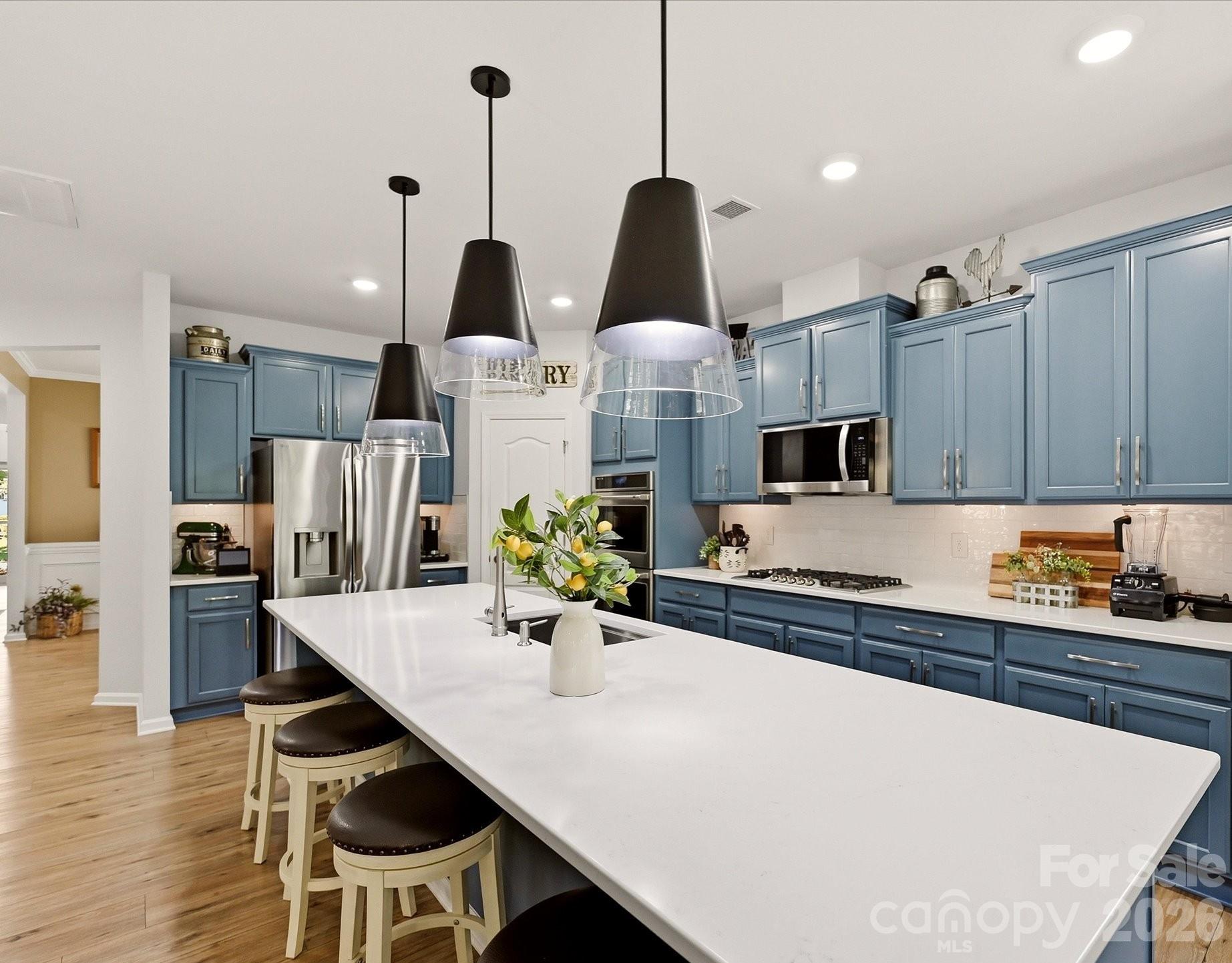 5060 Big Bend Drive — Lancaster