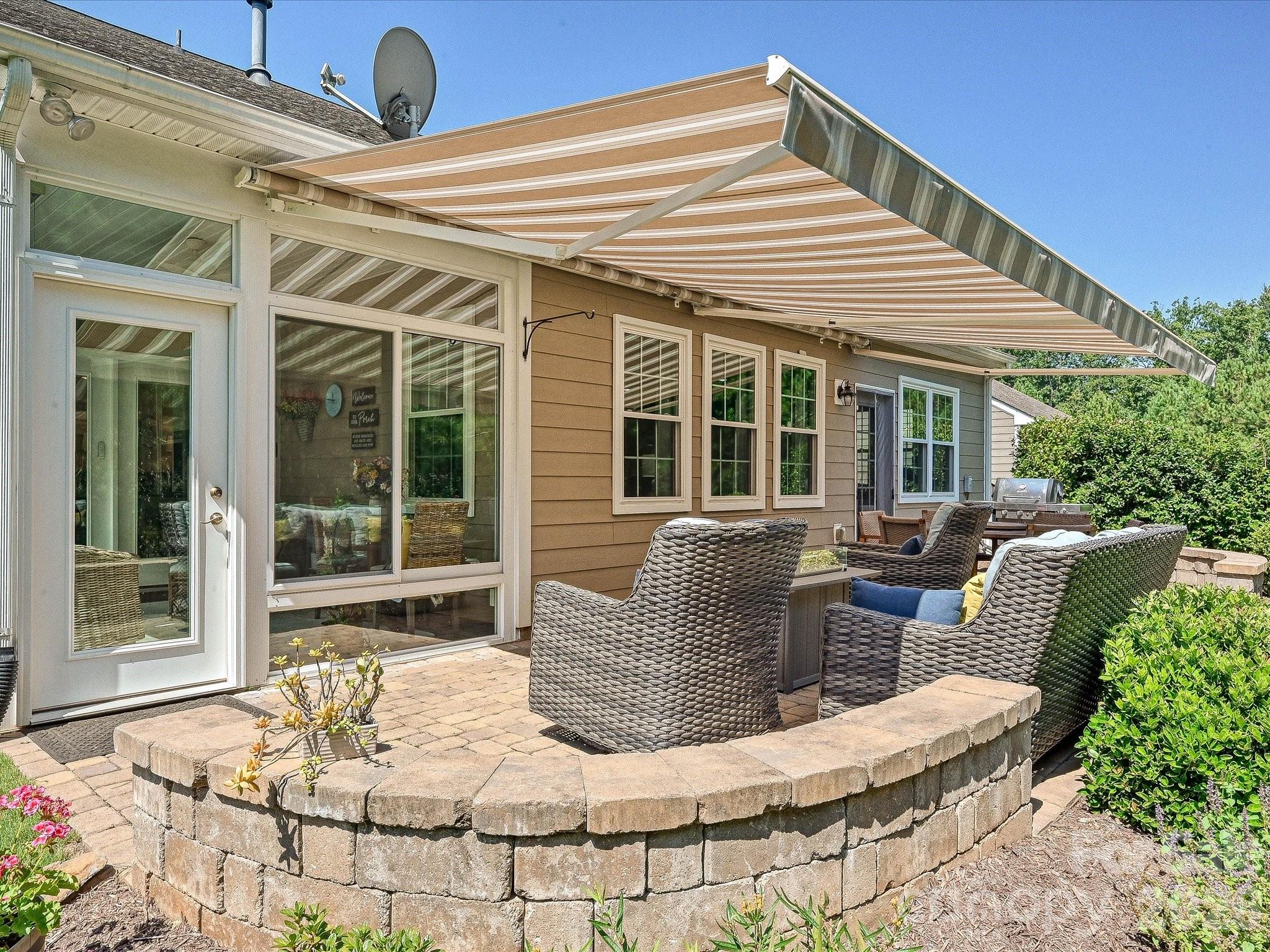 5060 Big Bend Drive — Lancaster