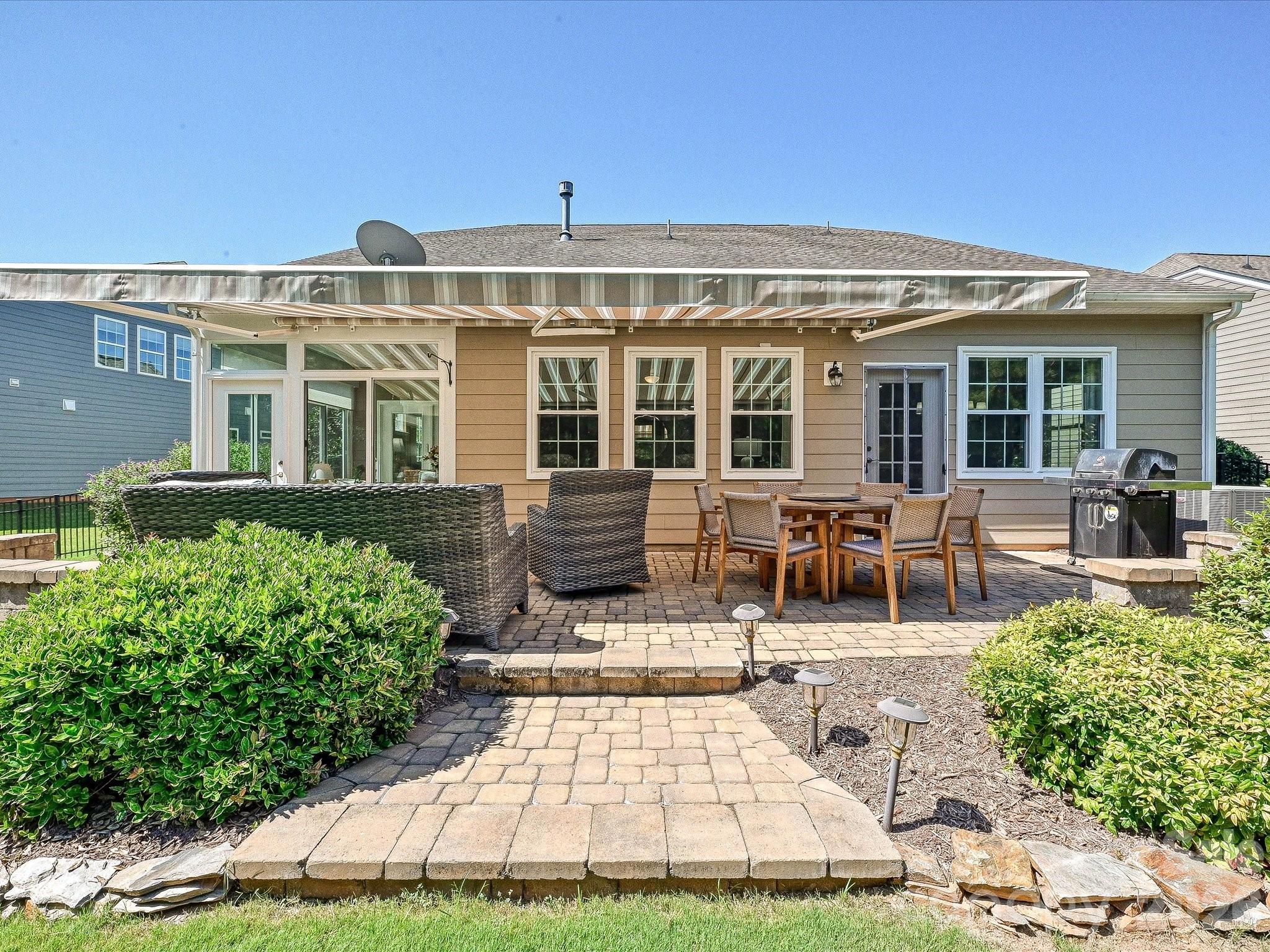 5060 Big Bend Drive — Lancaster