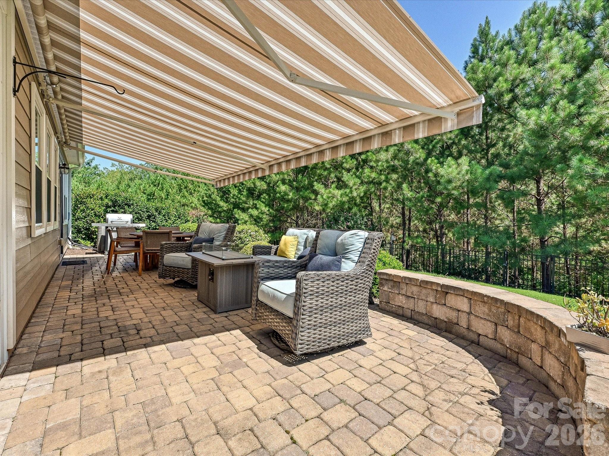 5060 Big Bend Drive — Lancaster