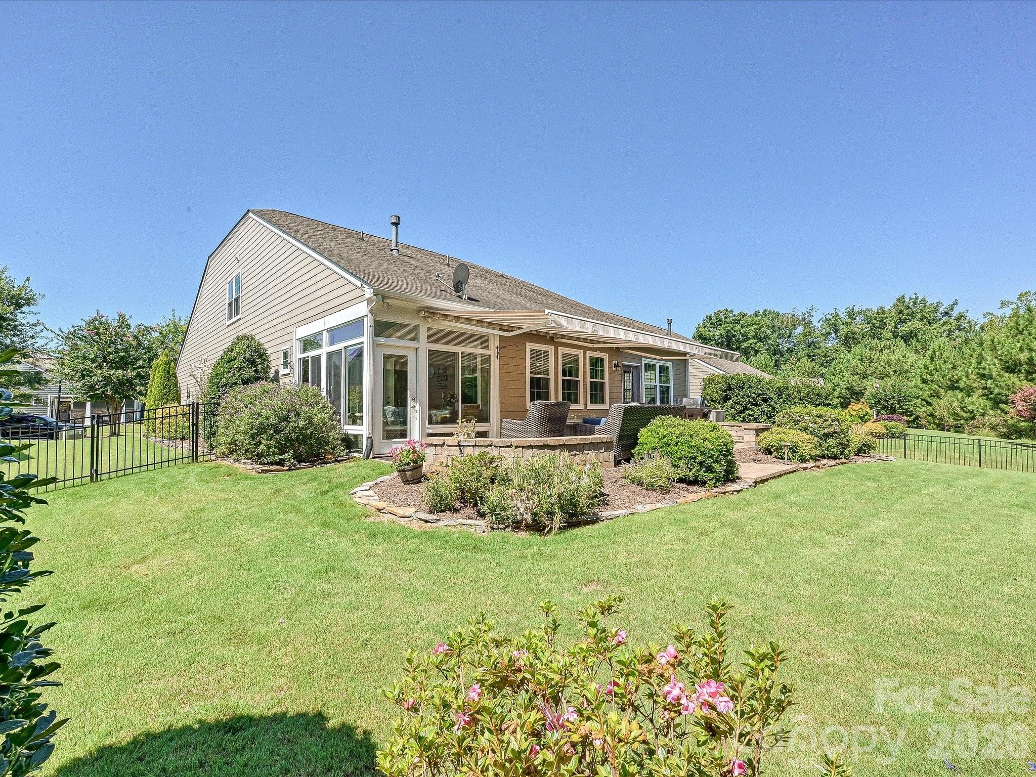 5060 Big Bend Drive — Lancaster