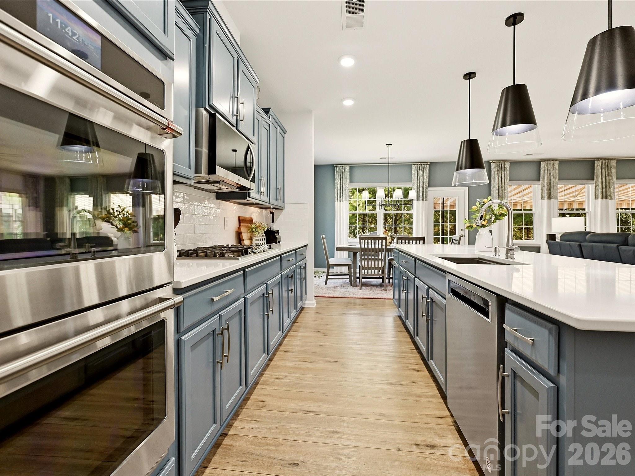5060 Big Bend Drive — Lancaster