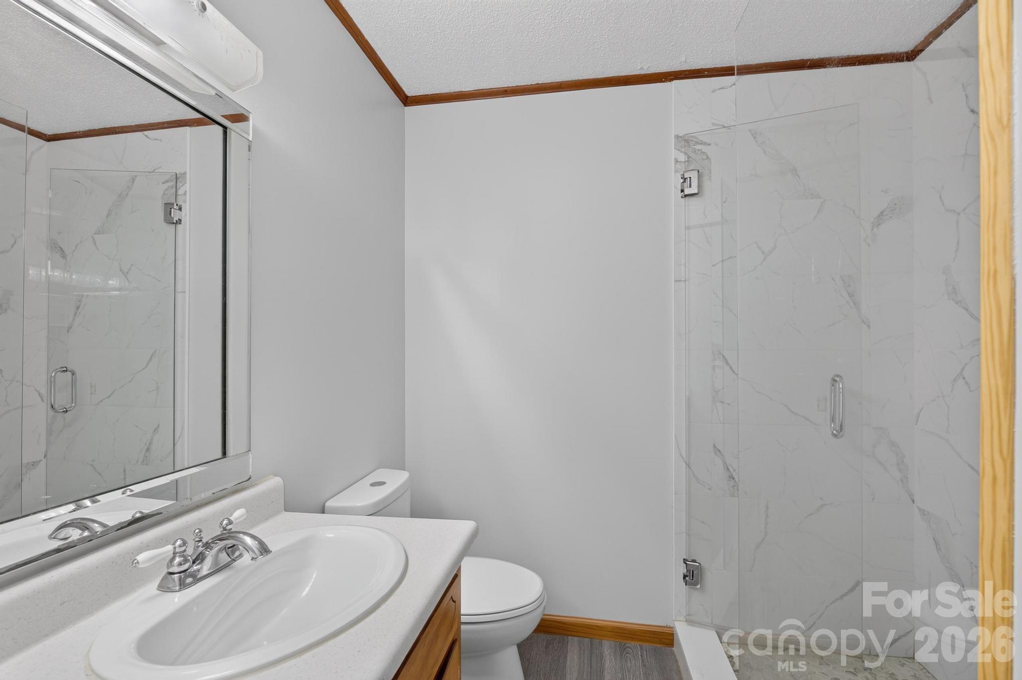 2661 Tiffany Street — Conover