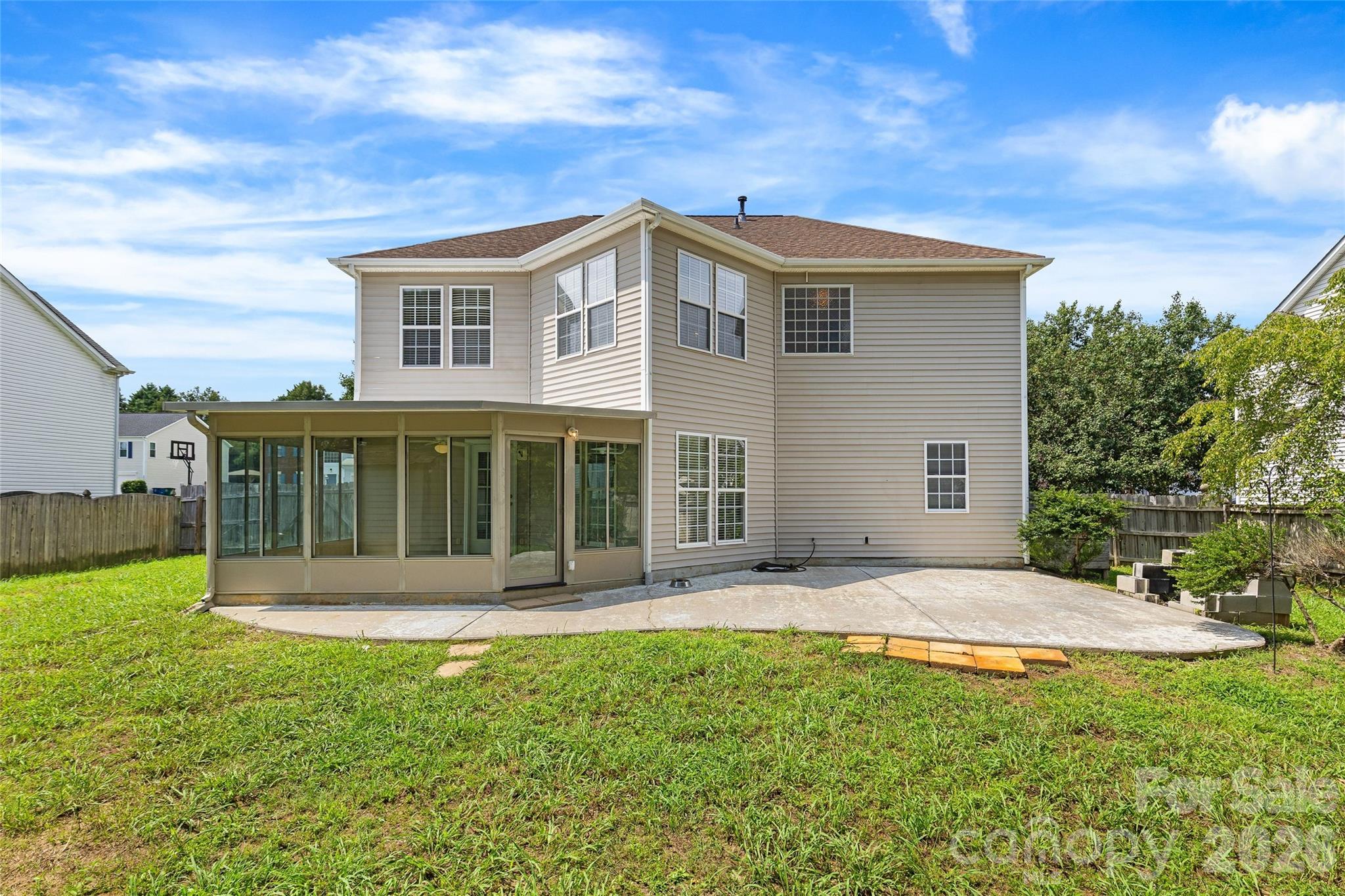 3042 Wyntree Court — Matthews