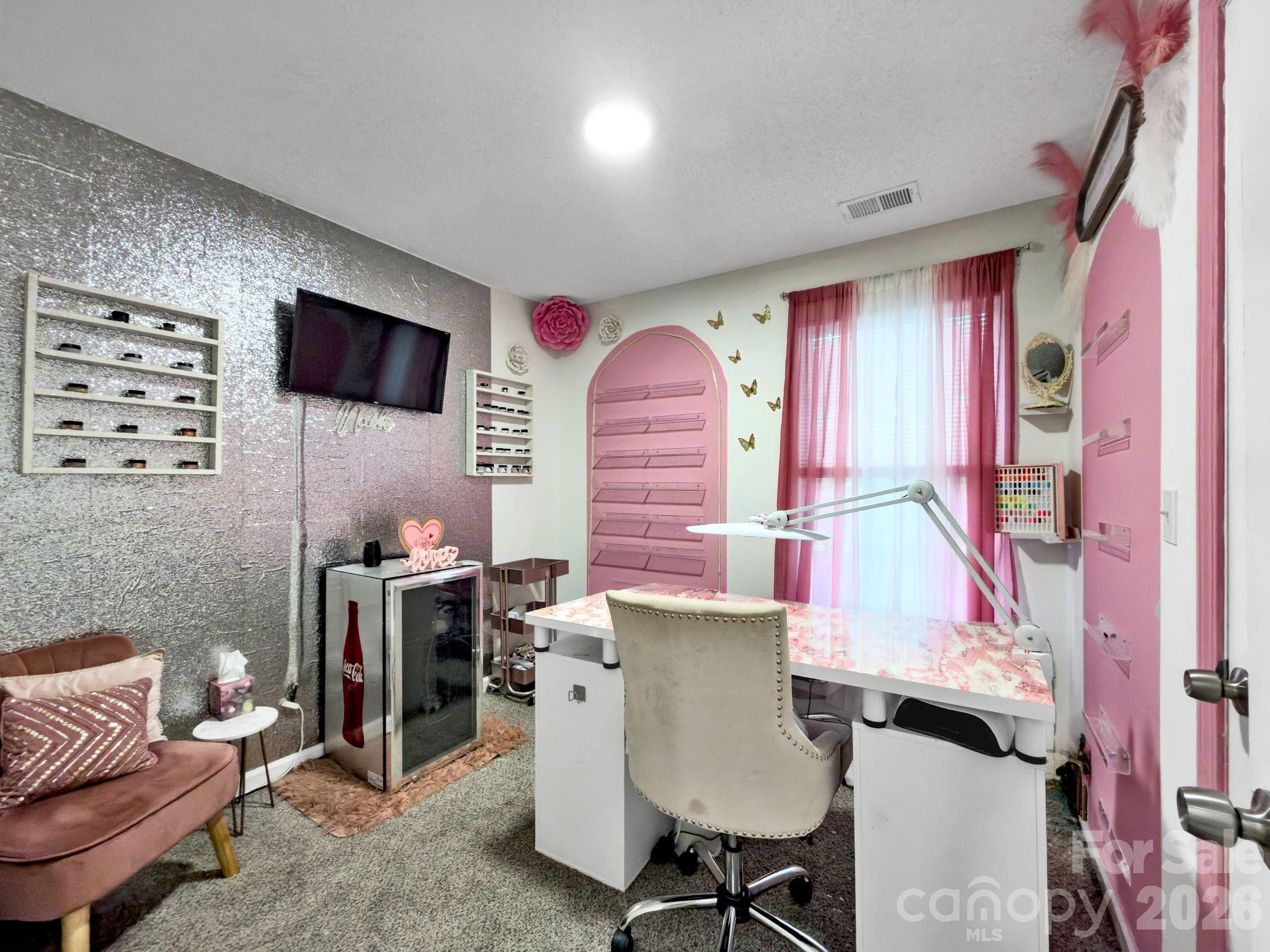 1636 Cedar Terrace Drive — Lancaster