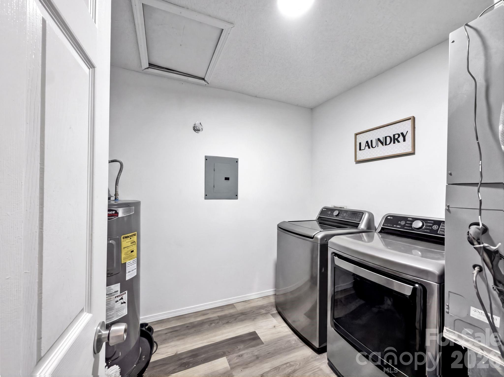 1636 Cedar Terrace Drive — Lancaster