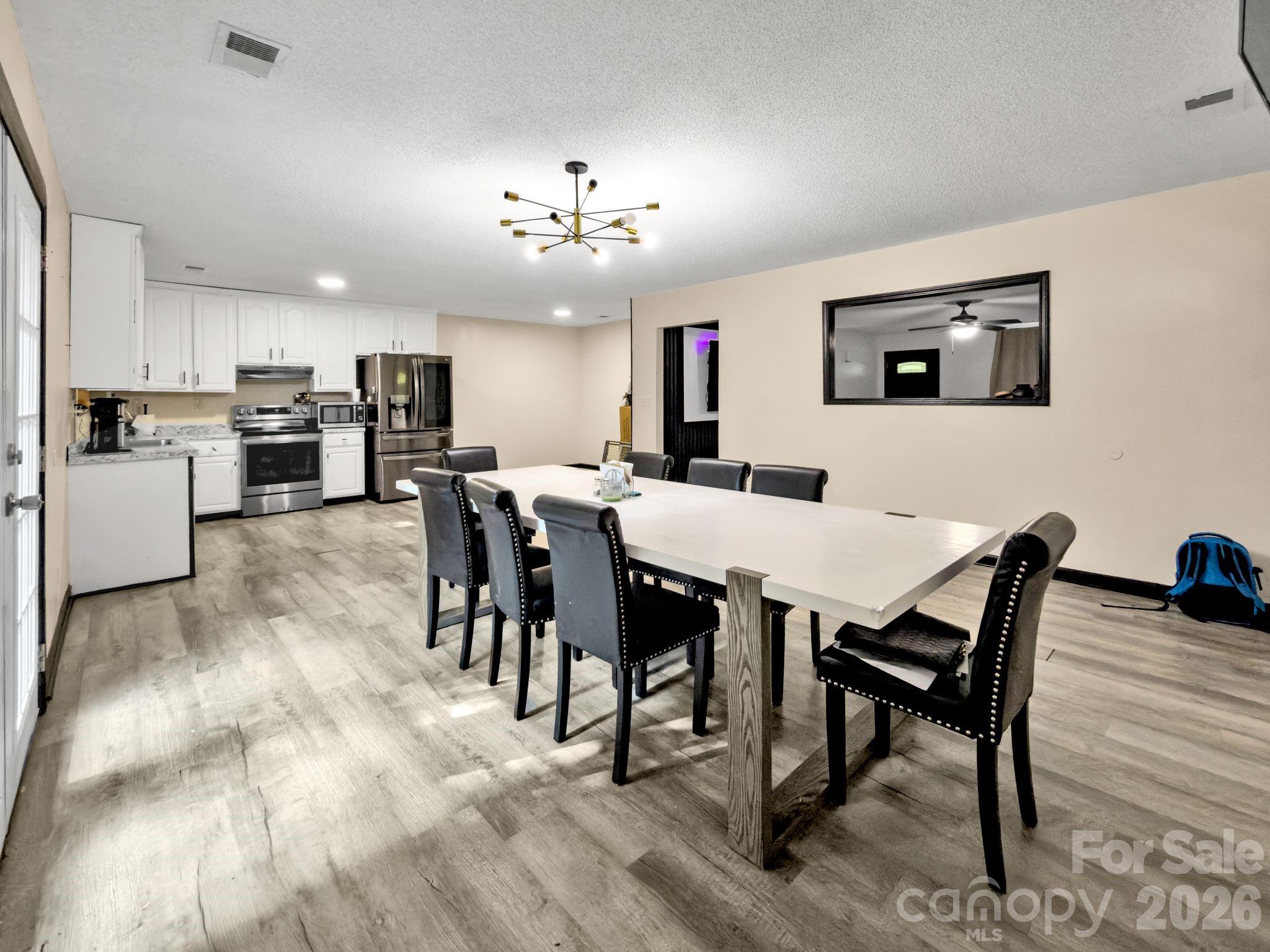 1636 Cedar Terrace Drive — Lancaster