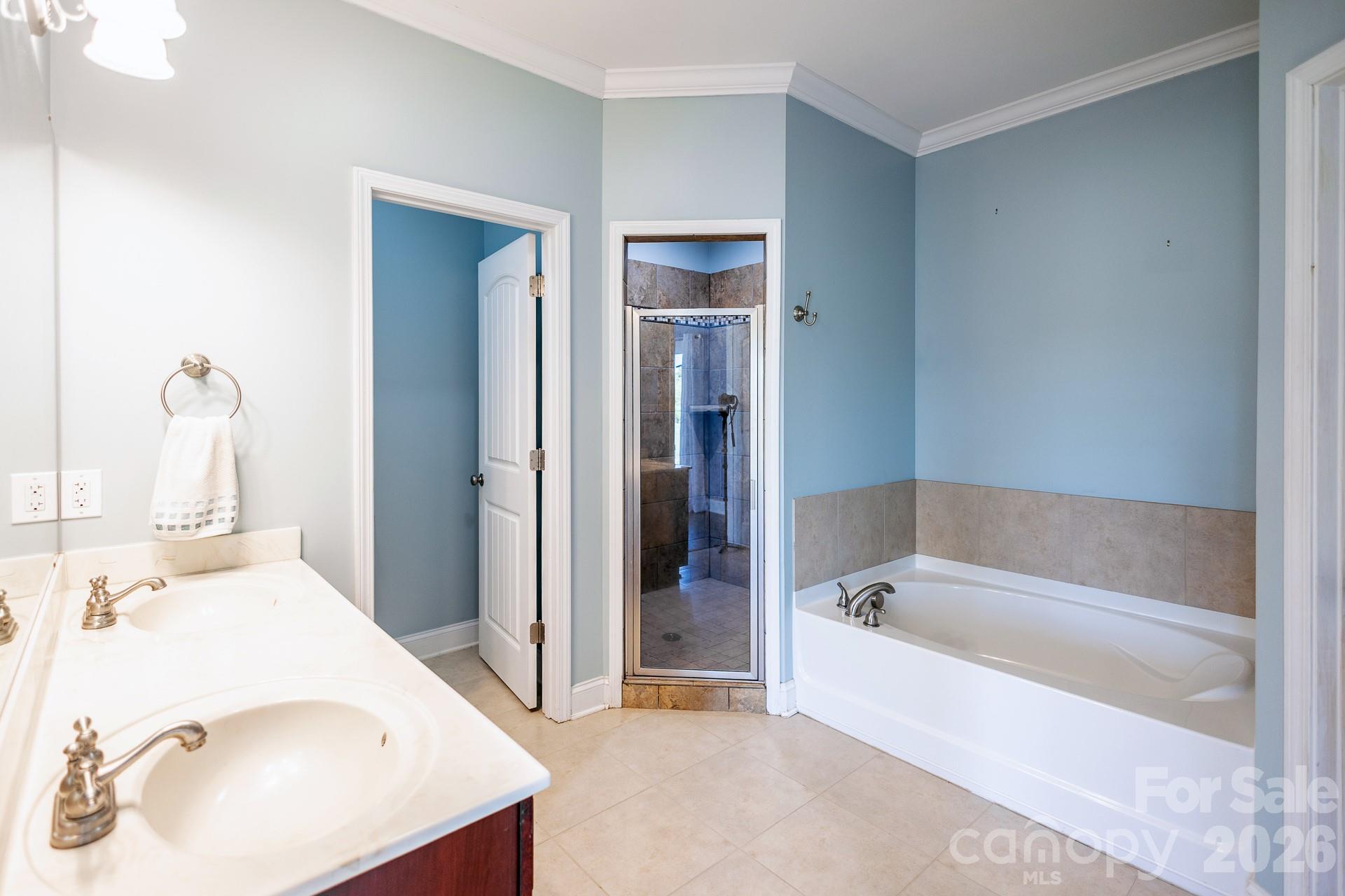 141 Logan Ridge Drive — Statesville