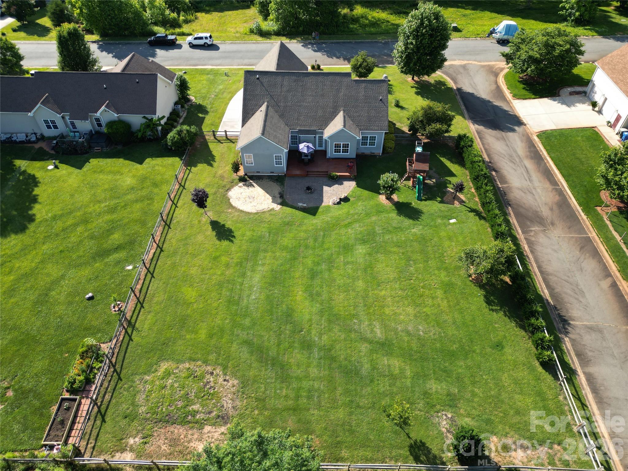141 Logan Ridge Drive — Statesville