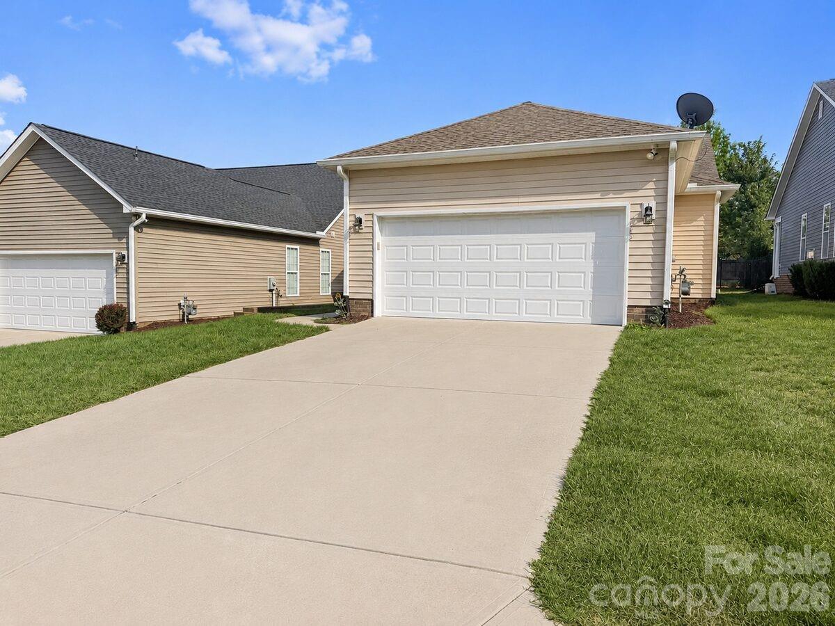 11607 Meetinghouse Drive — Cornelius
