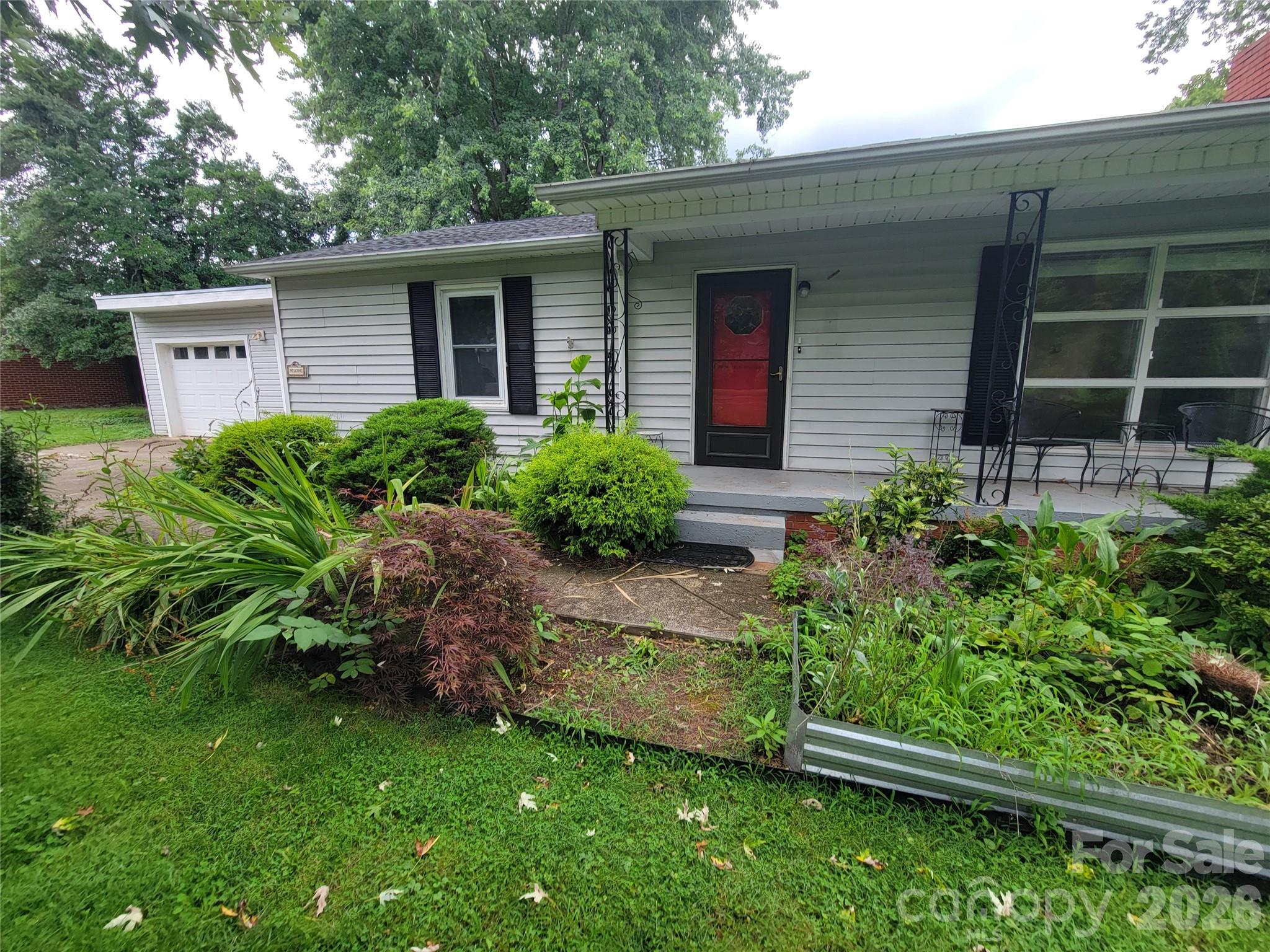 678 Brown Avenue — Waynesville