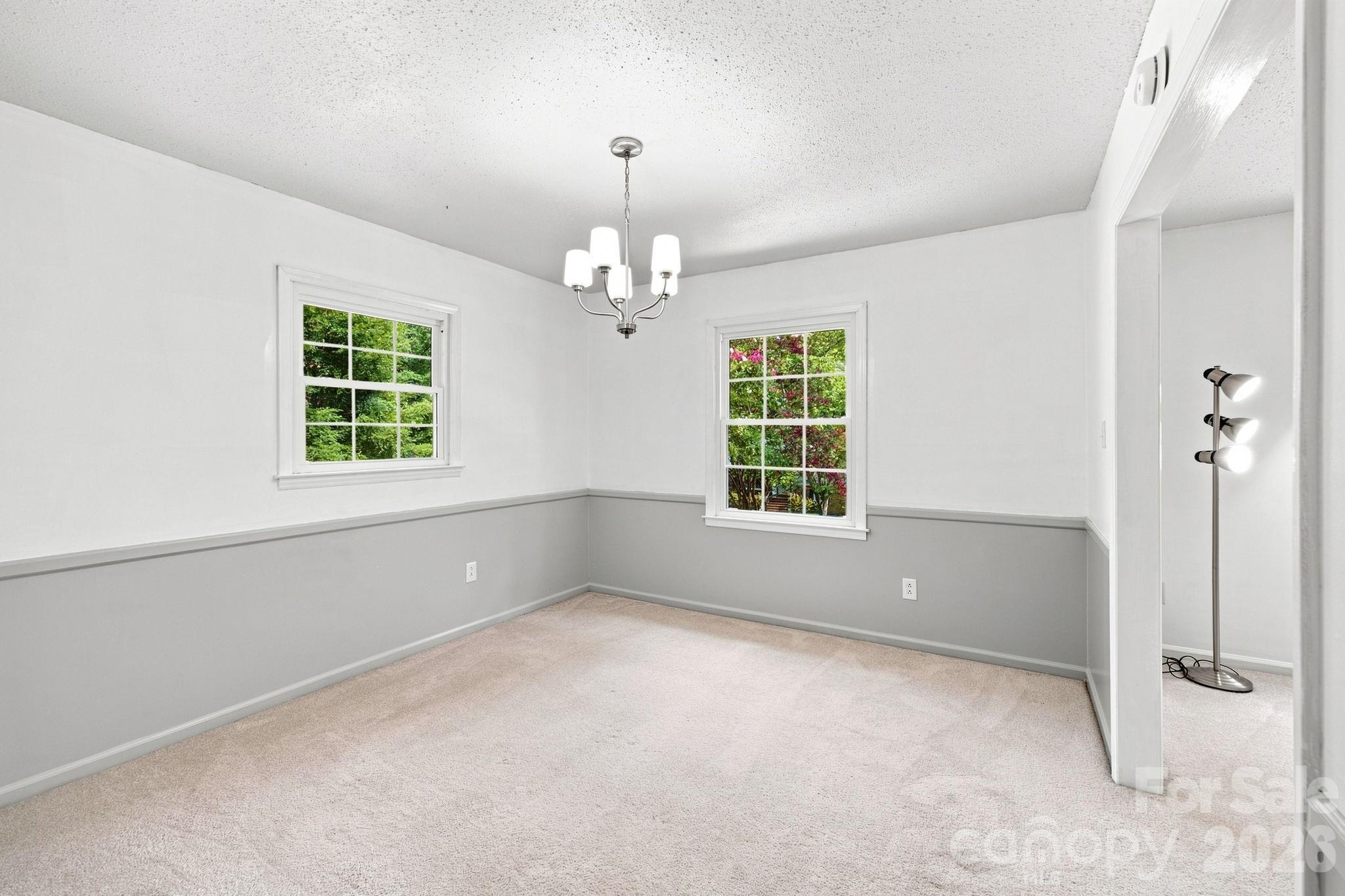 1045 S Magnolia Street — Mooresville