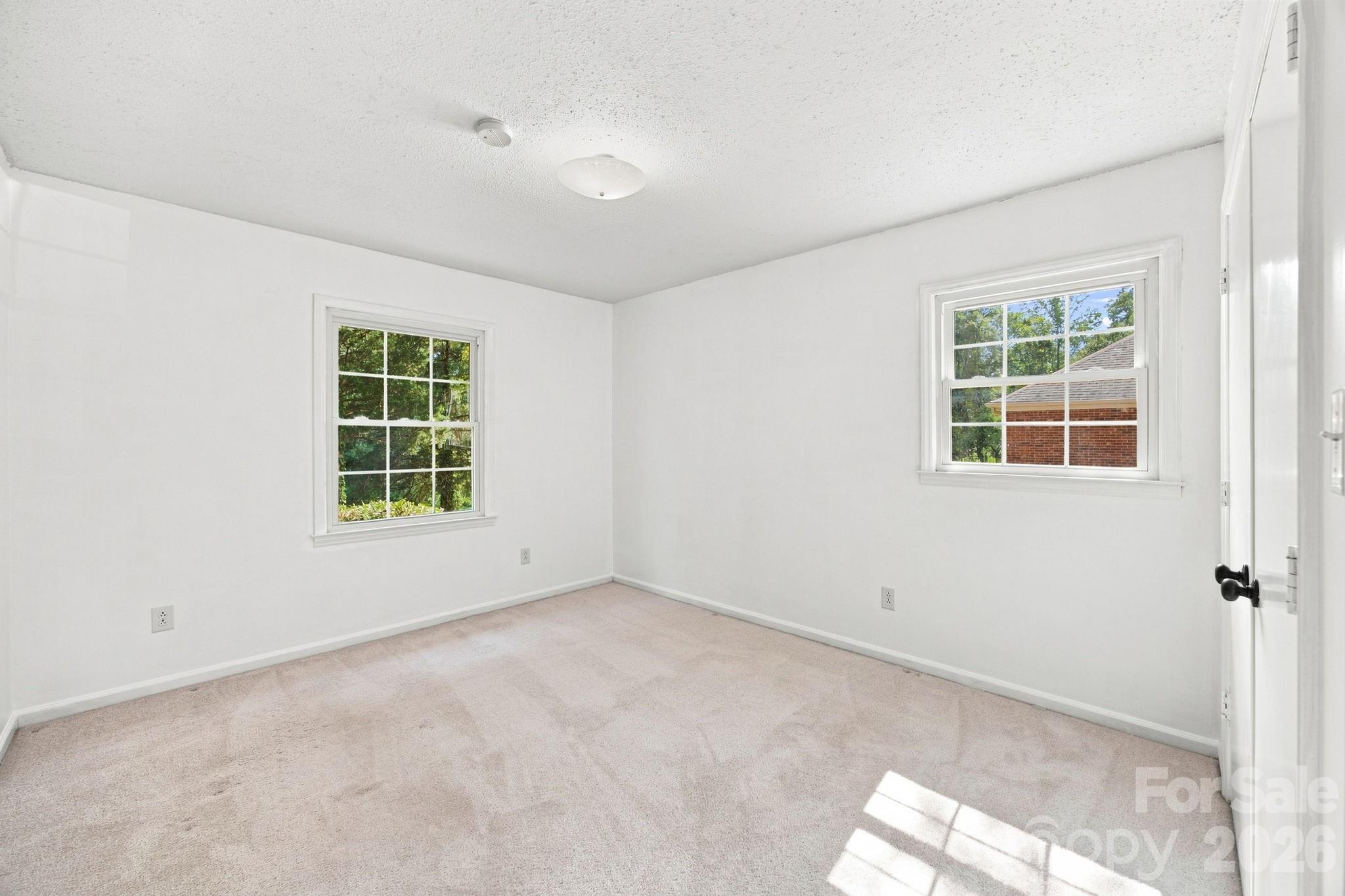 1045 S Magnolia Street — Mooresville