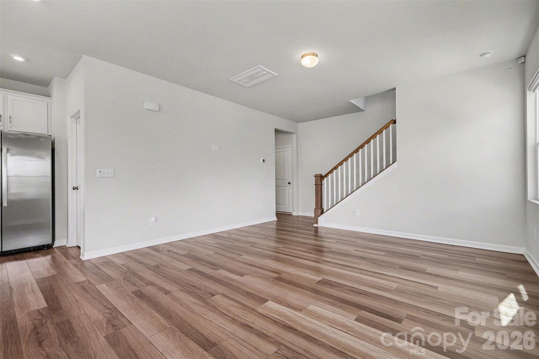 105 Renny Alley — Charlotte