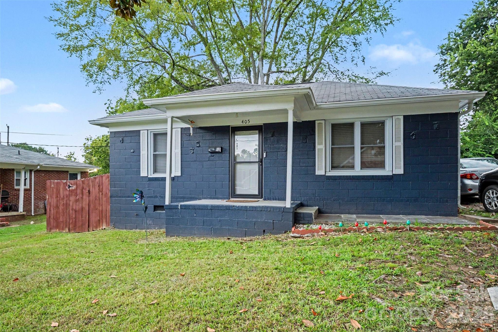 405 Killian Avenue — Mount Holly