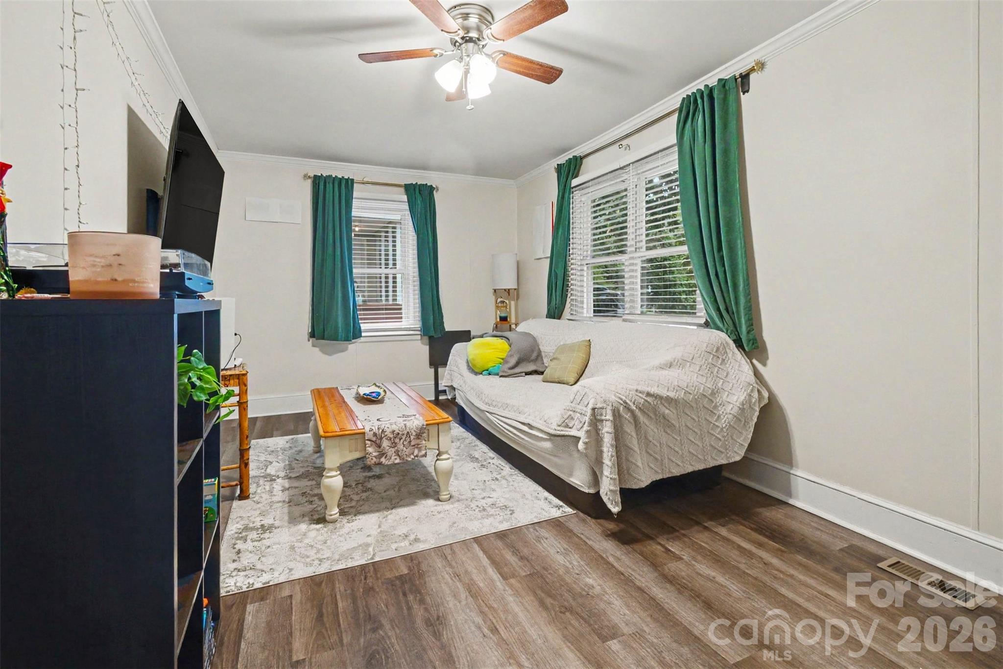 405 Killian Avenue — Mount Holly