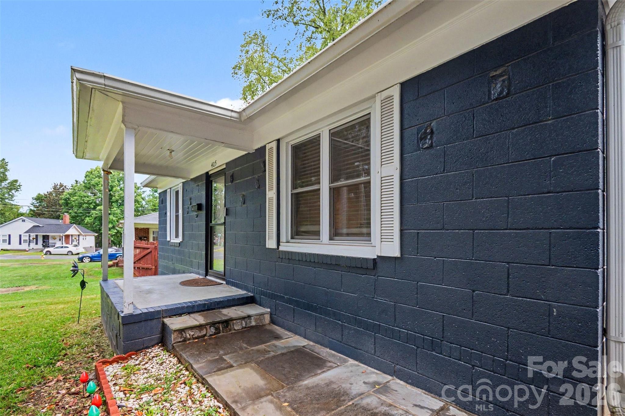405 Killian Avenue — Mount Holly