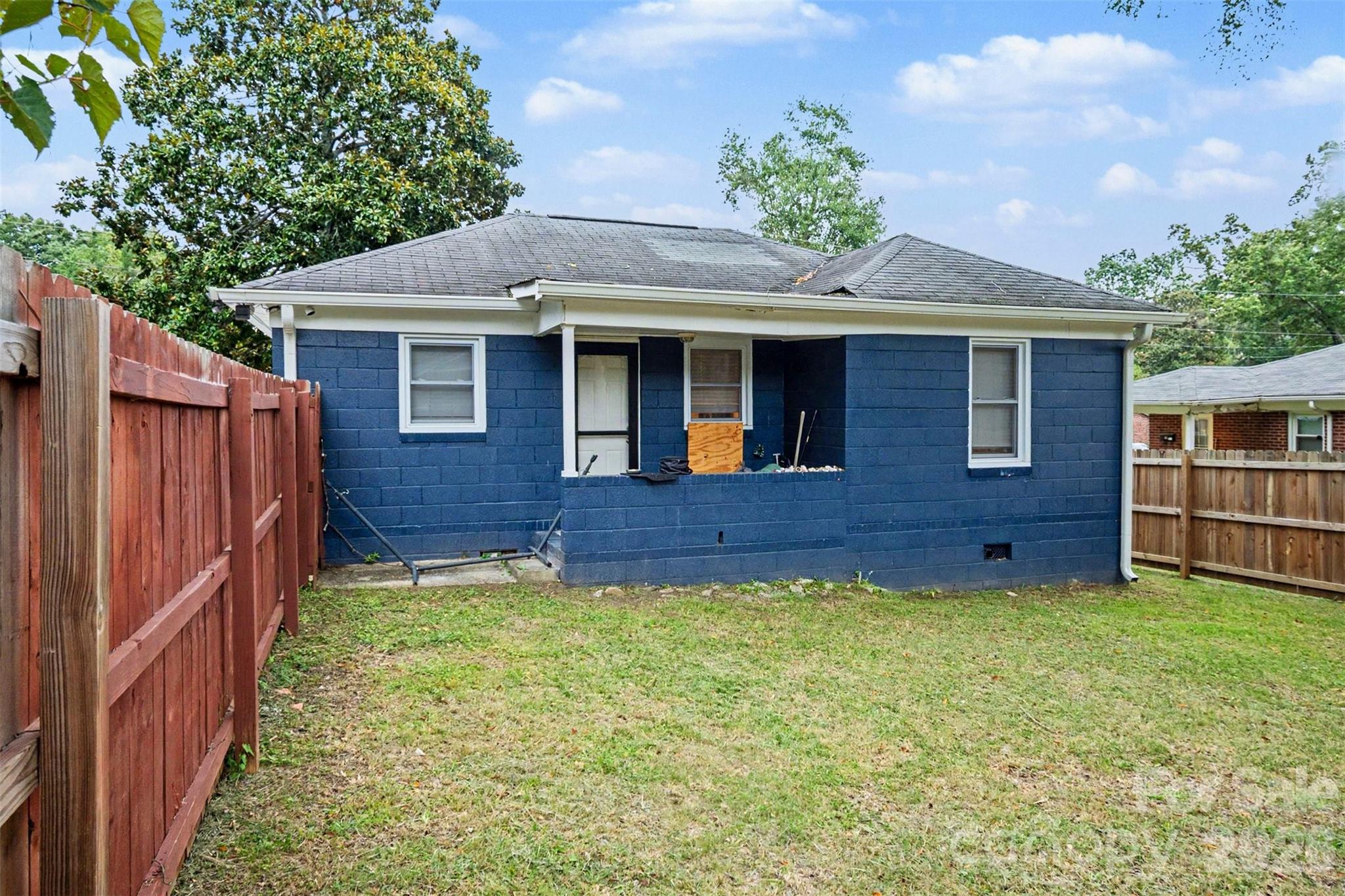 405 Killian Avenue — Mount Holly