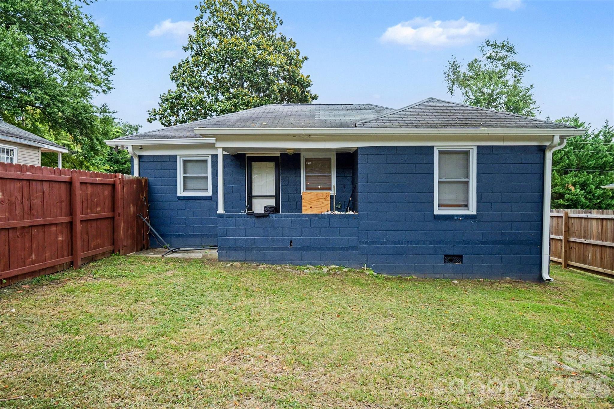 405 Killian Avenue — Mount Holly