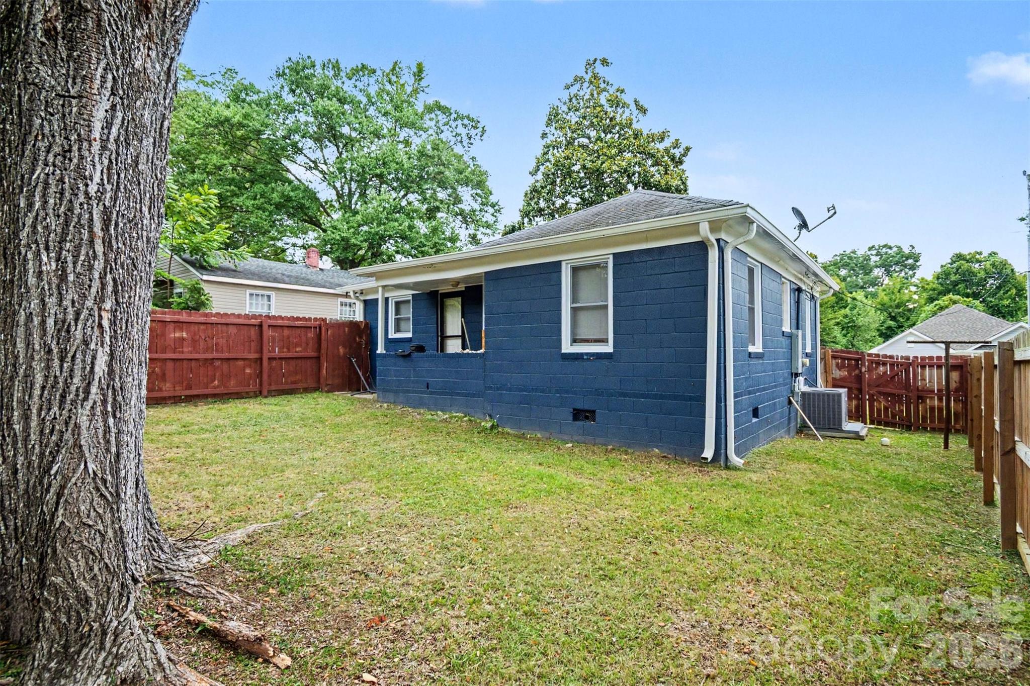 405 Killian Avenue — Mount Holly