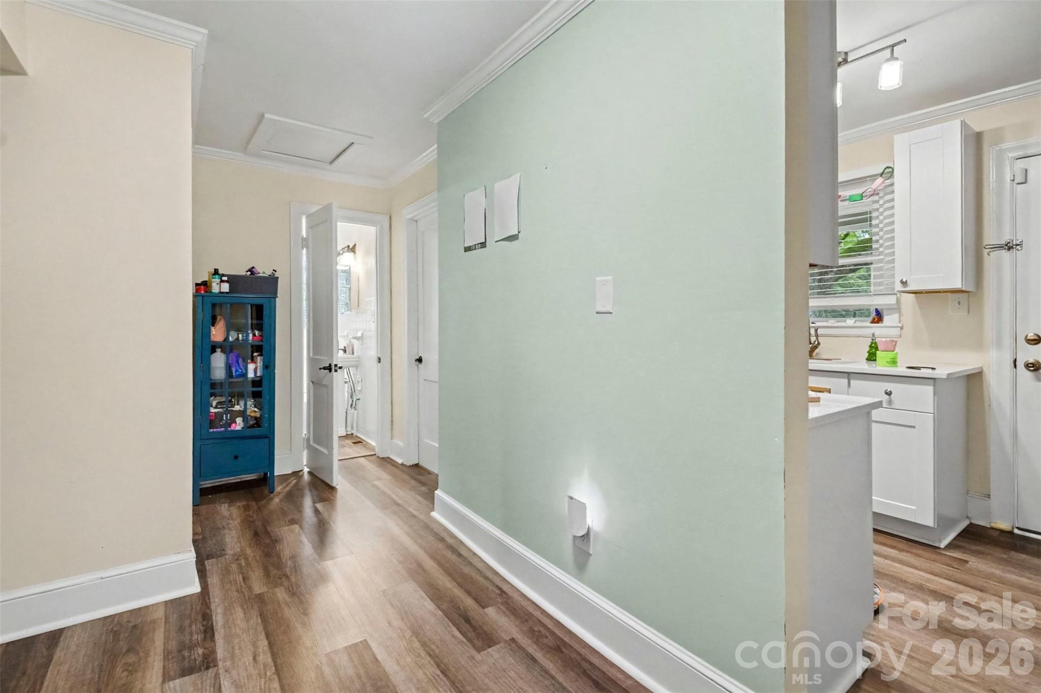 405 Killian Avenue — Mount Holly