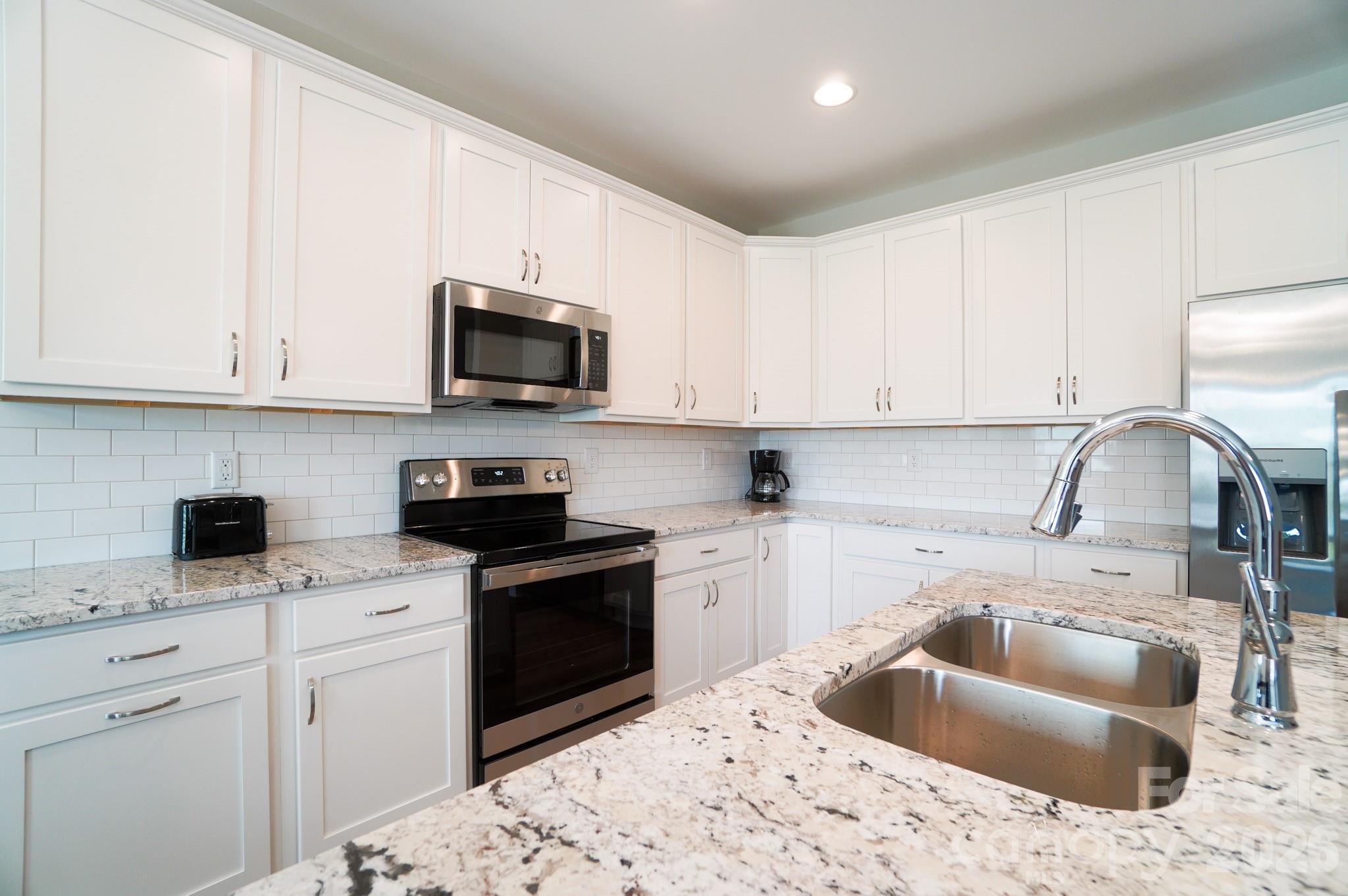 112B Deer Brook Drive — Shelby