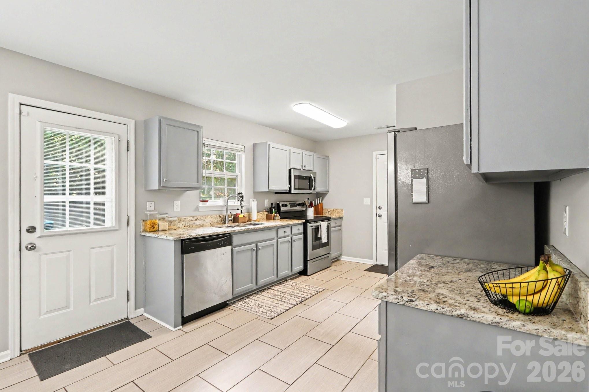 4732 Grasset Avenue — Charlotte